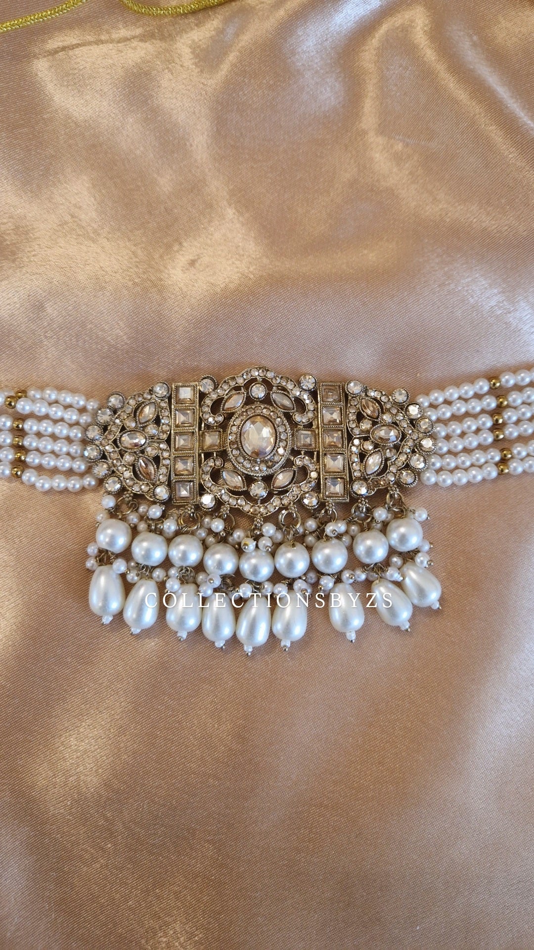 MIRA - Indian Choker Pearl Set - White and Gold