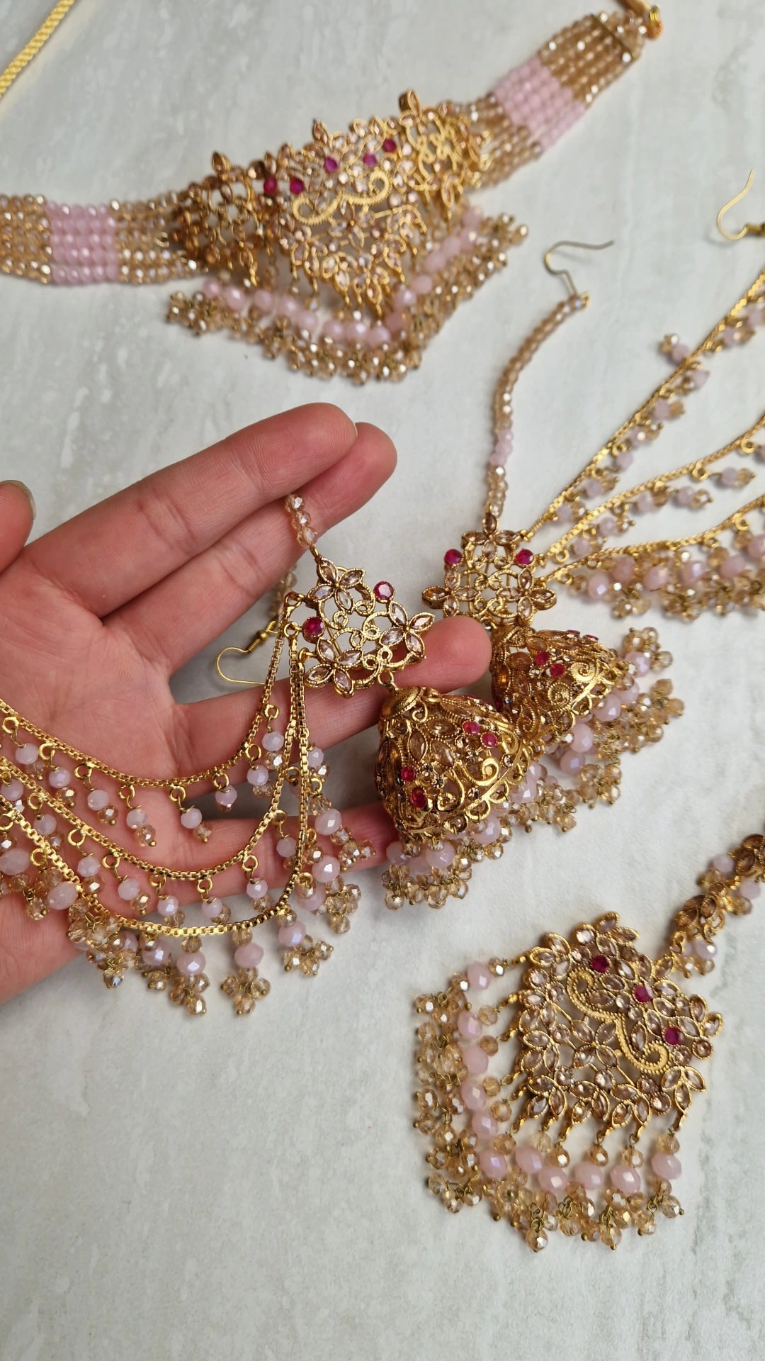 NAZIA- Stunning Pakistani Choker Set - Gold and POWDER Pink