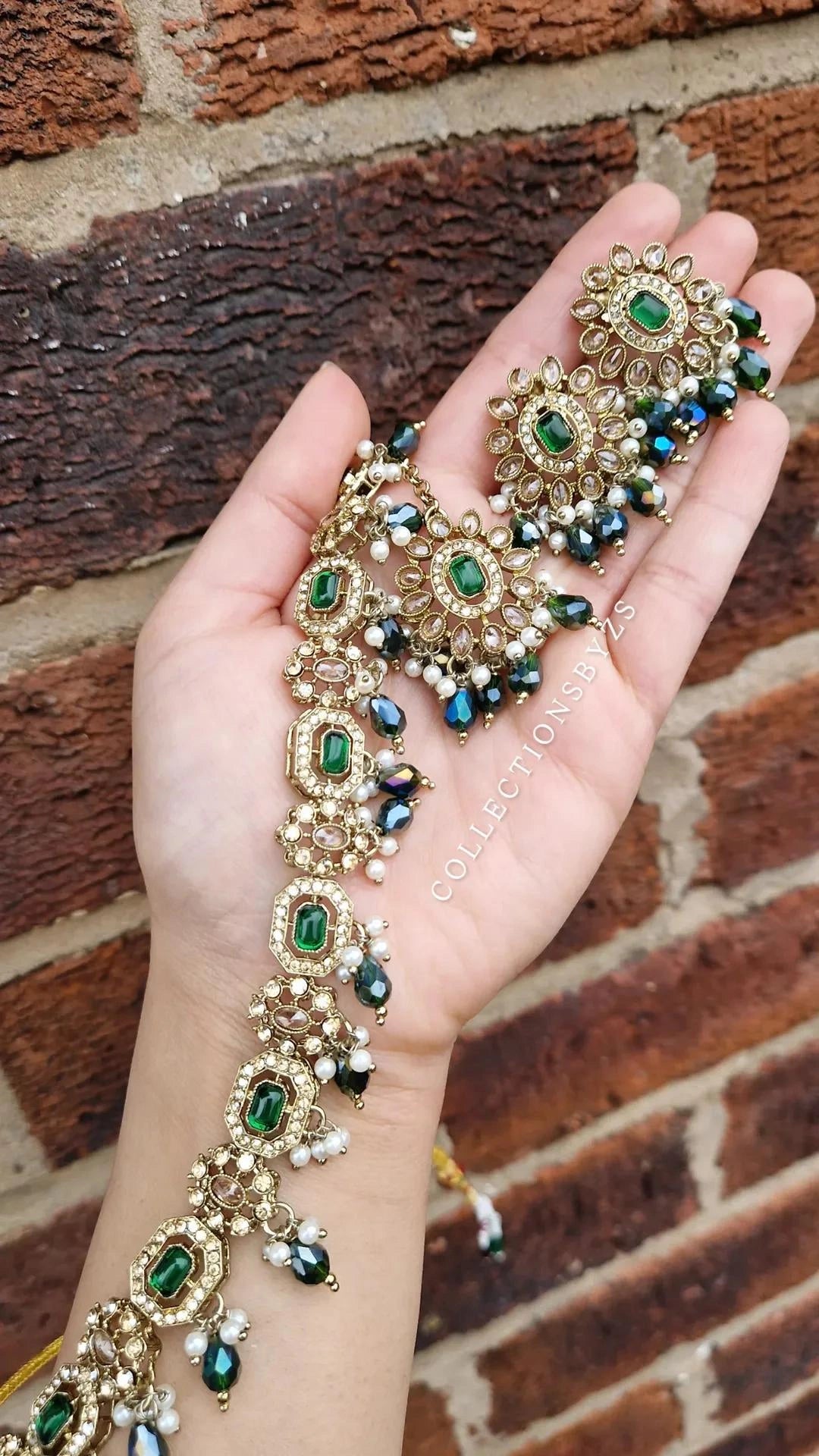 P A R V E E N - Dark Greeen