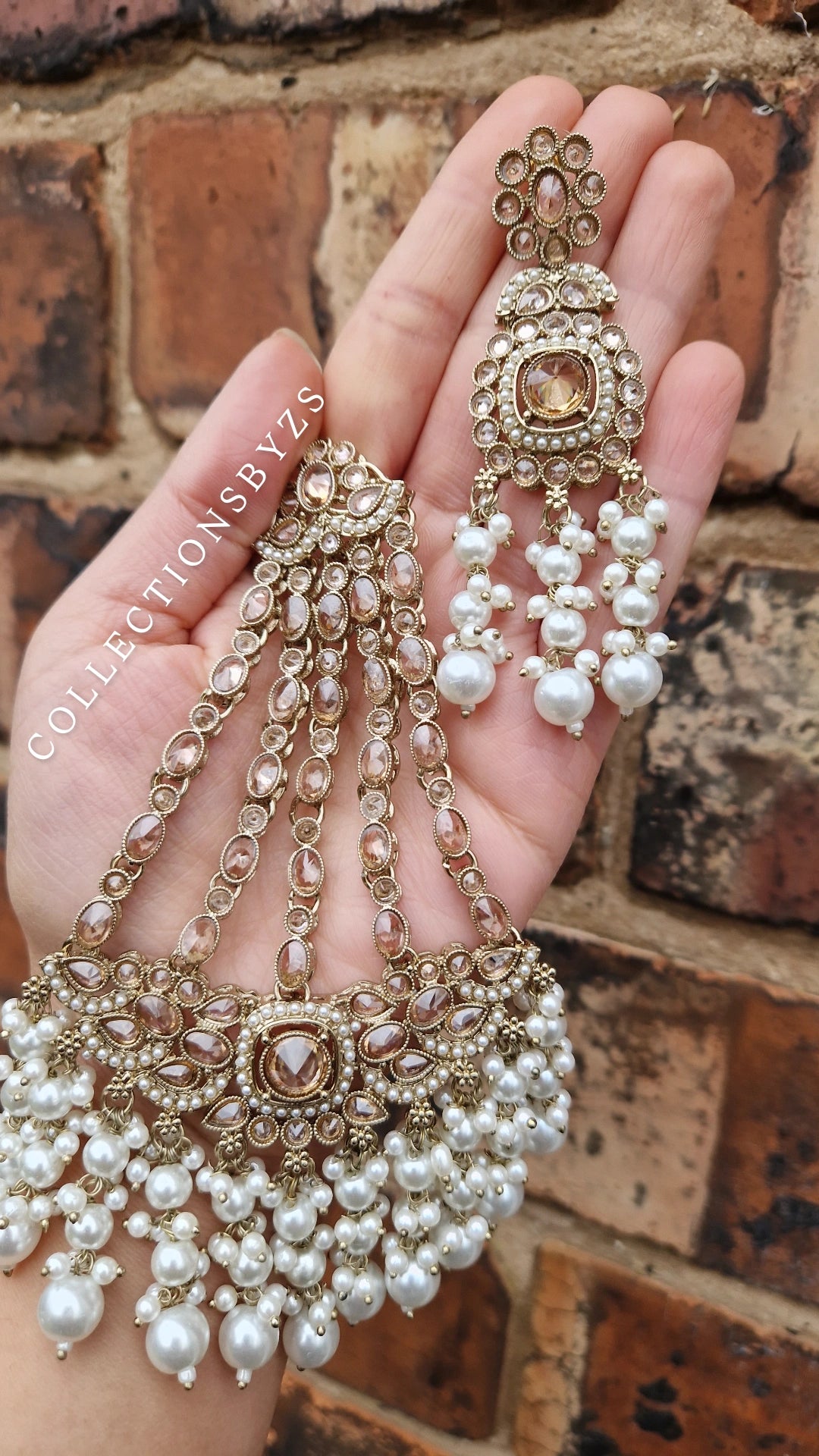 S A R A - Beautiful Indian 4 piece Necklace Set - WHITE PEARL