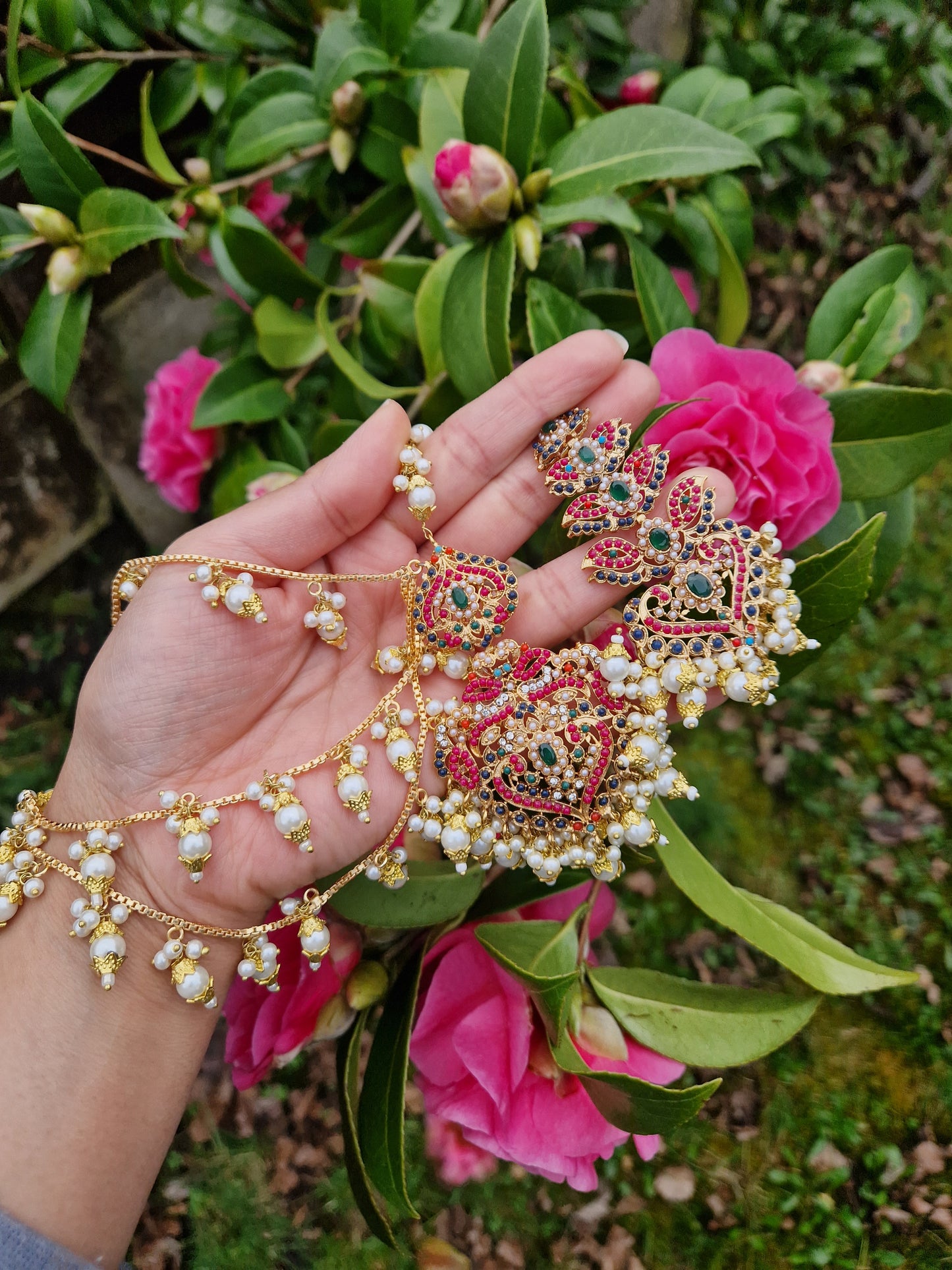 HIZA - Earring and Tikka Set