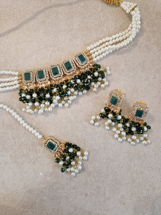 ABEEHA - Mini Set Choker Earrings and Tikka - GREEN