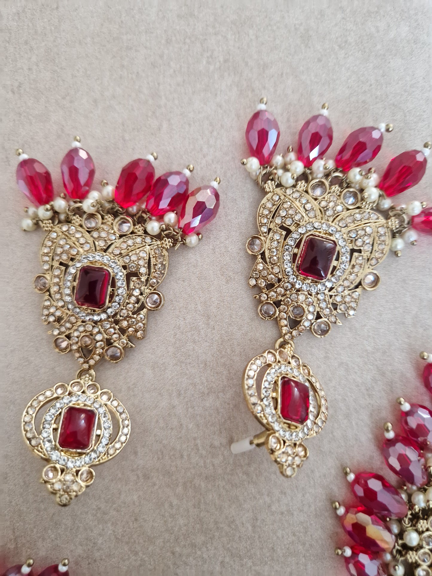 SAREENA- Elegant Indian Small  Red Jewellery Set