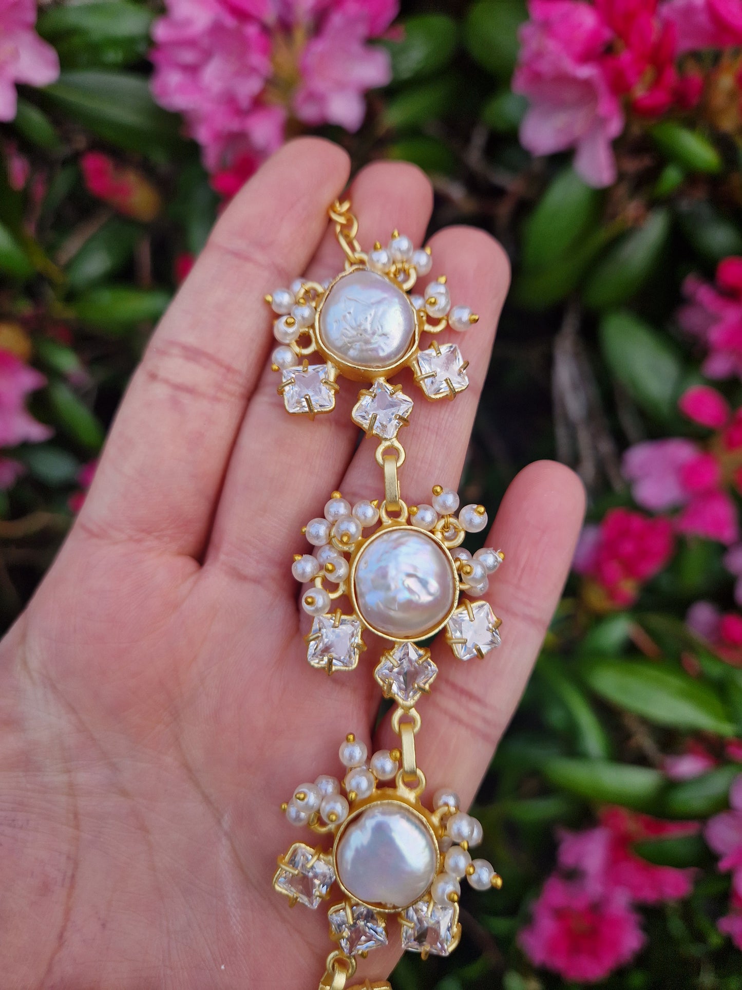 LEAH- Beautiful Elegant *Premium*Mother of Pearl Jewellery Set Crystals - FULL PEARL.