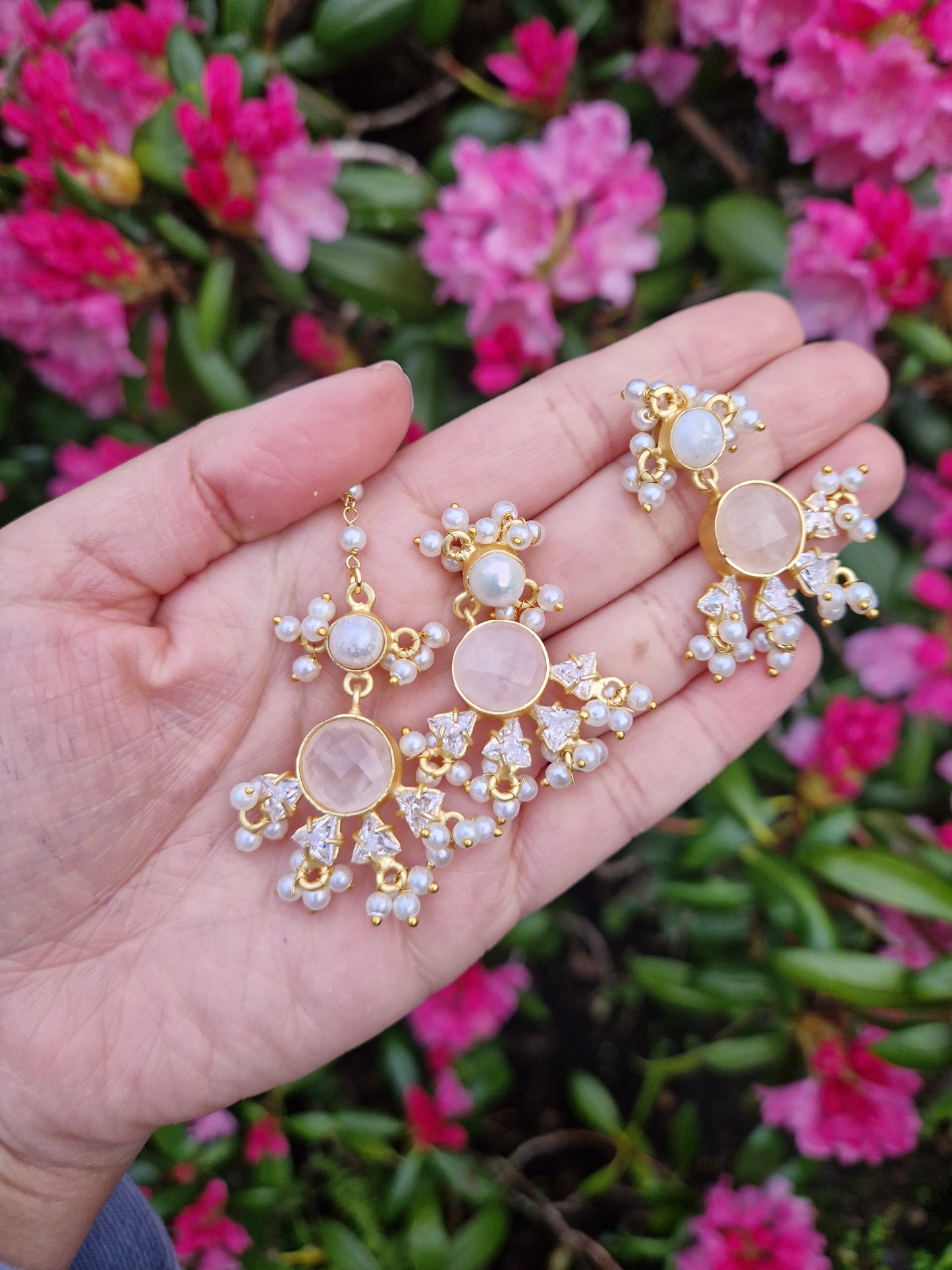 EMAN  Elegant, Luxury *Premium* Fresh Water pearl and Rose Quartz