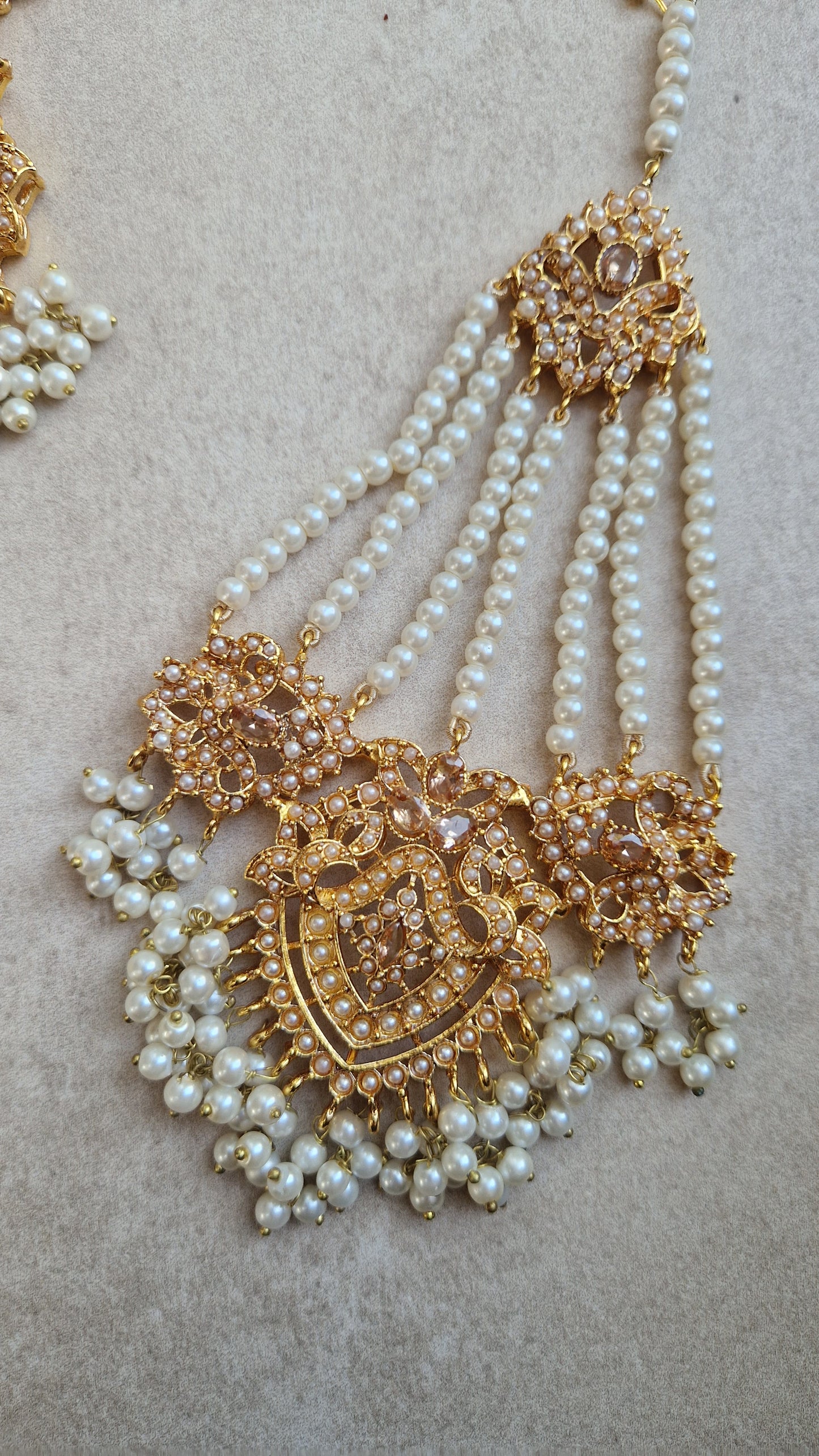 WAJIHA - Elegant 5 Piece Pearl Pakistani Mala & Choker Set.