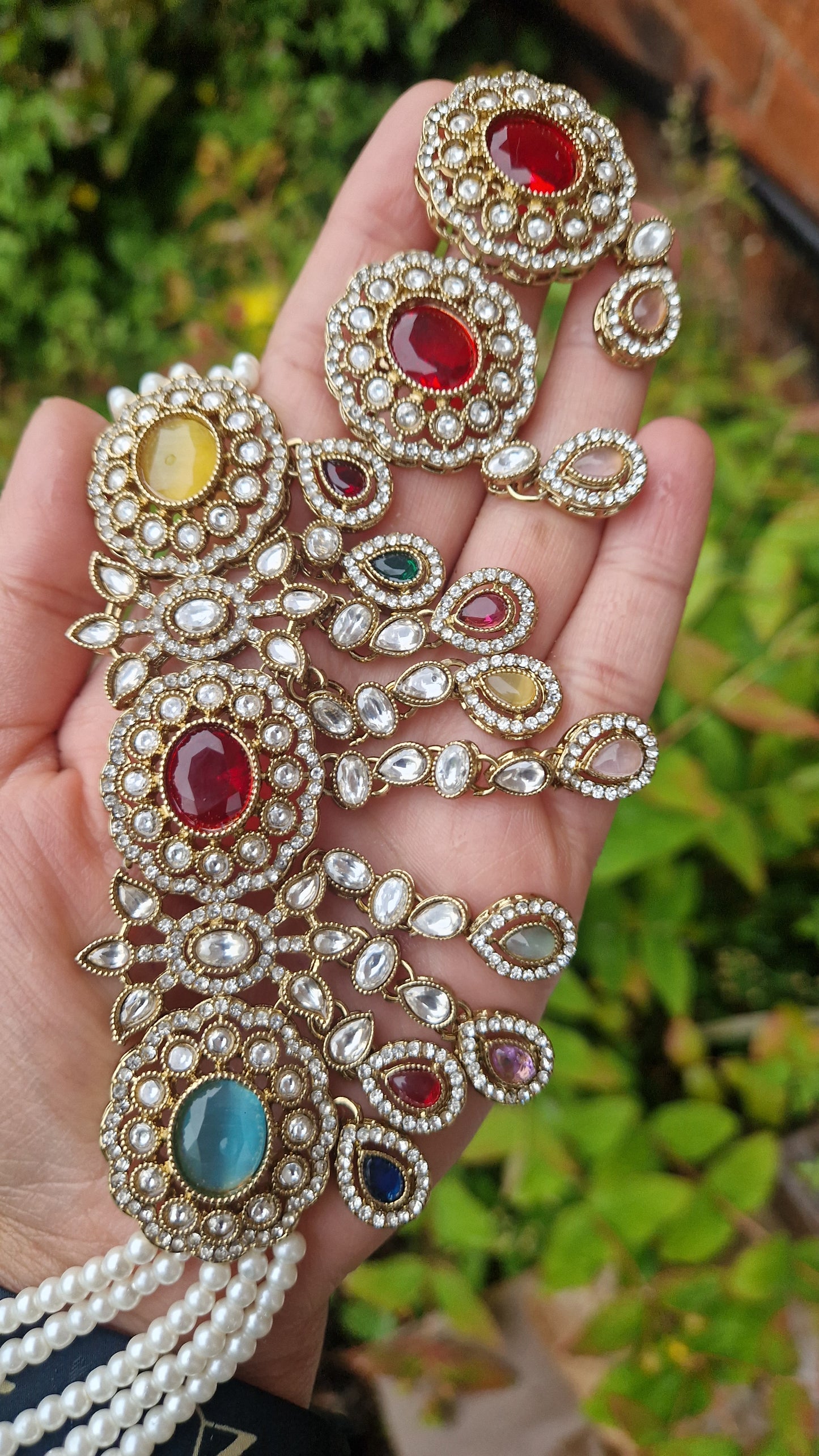 ADA - Beautiful Choker Set Kundan Inspired - MULTICOLOURED
