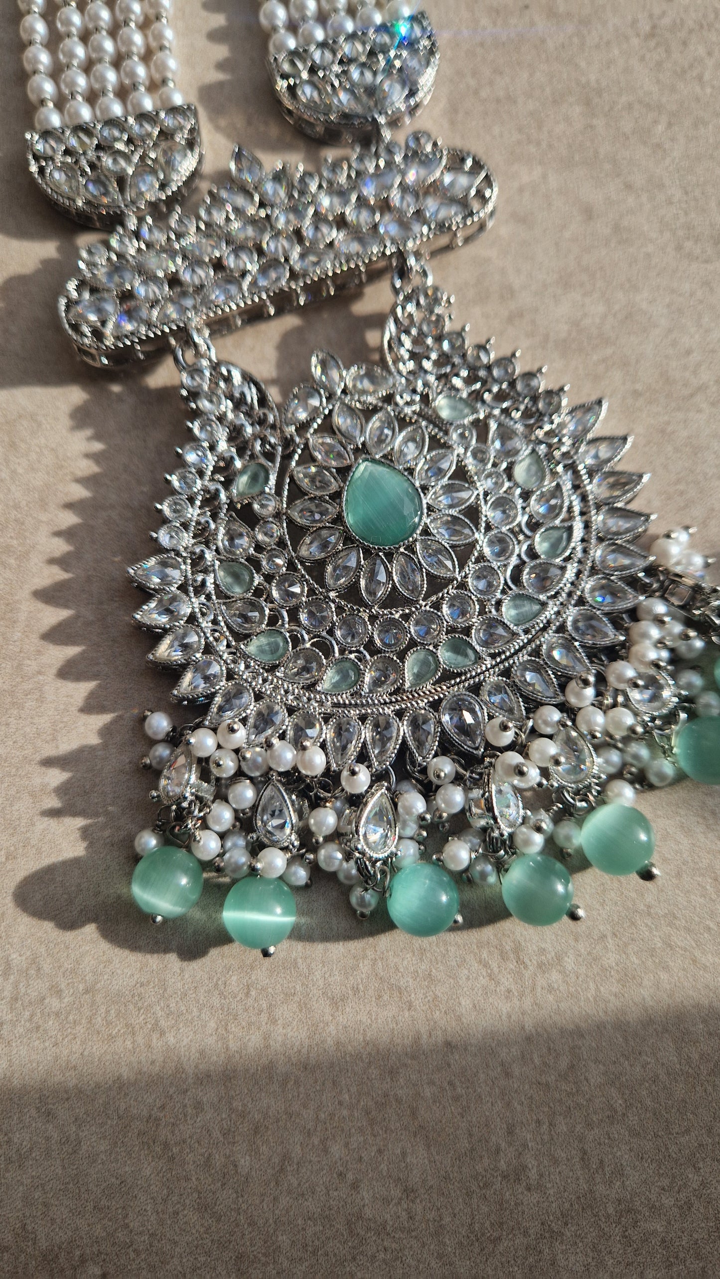 *CLEARANCE* Silver & Mint Mala & Tikka ONLY