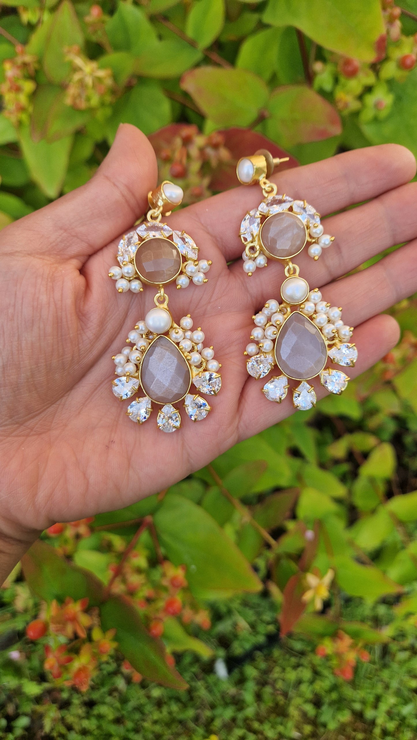 AFAF * PREMIUM*  Authentic Fresh water Pearls and Crystal Earrings Morganite (brown)