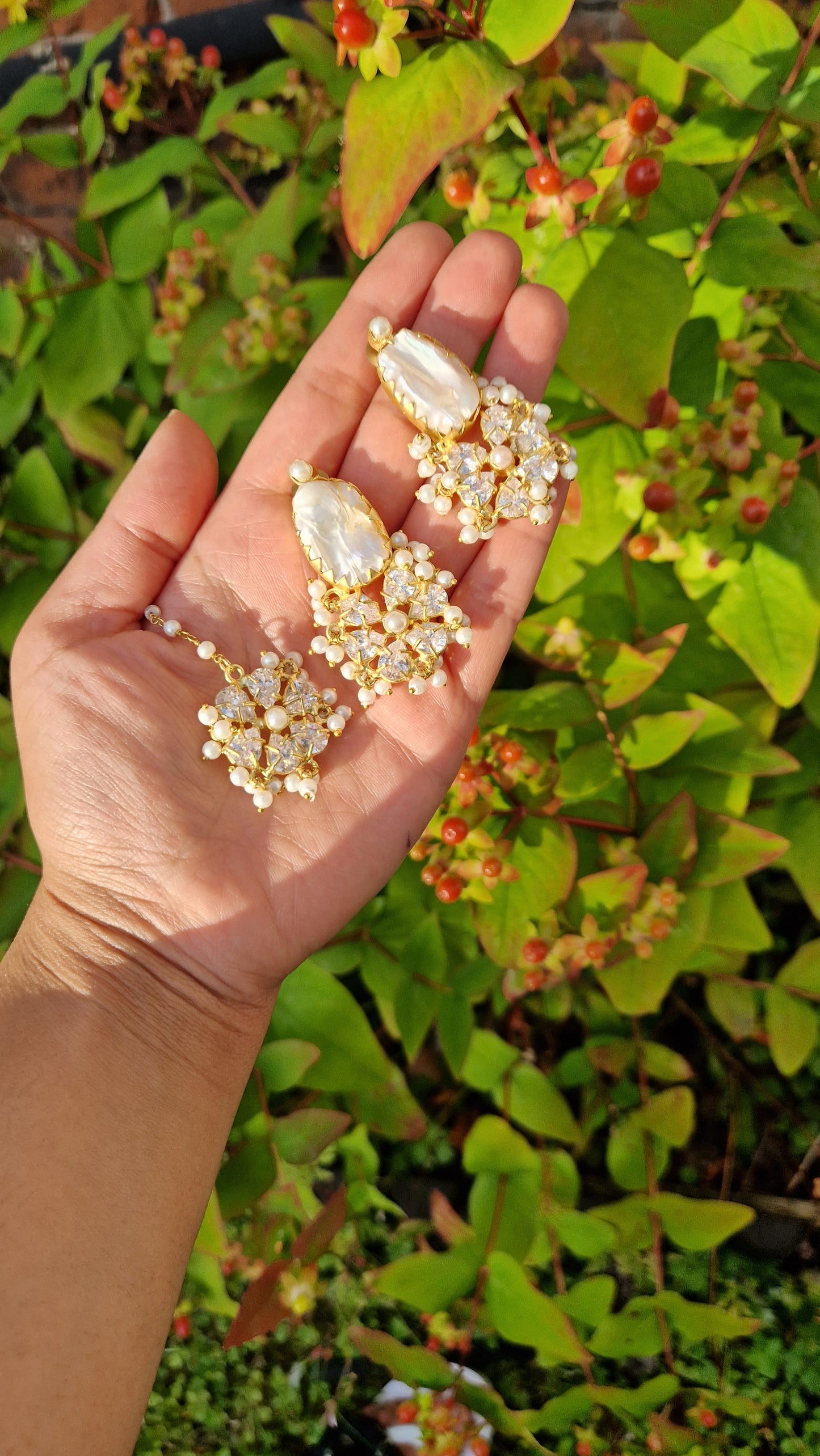 SAHAR - *Premium* Stunning Fresh Water Pearls and Moonstone Indian Mala Set