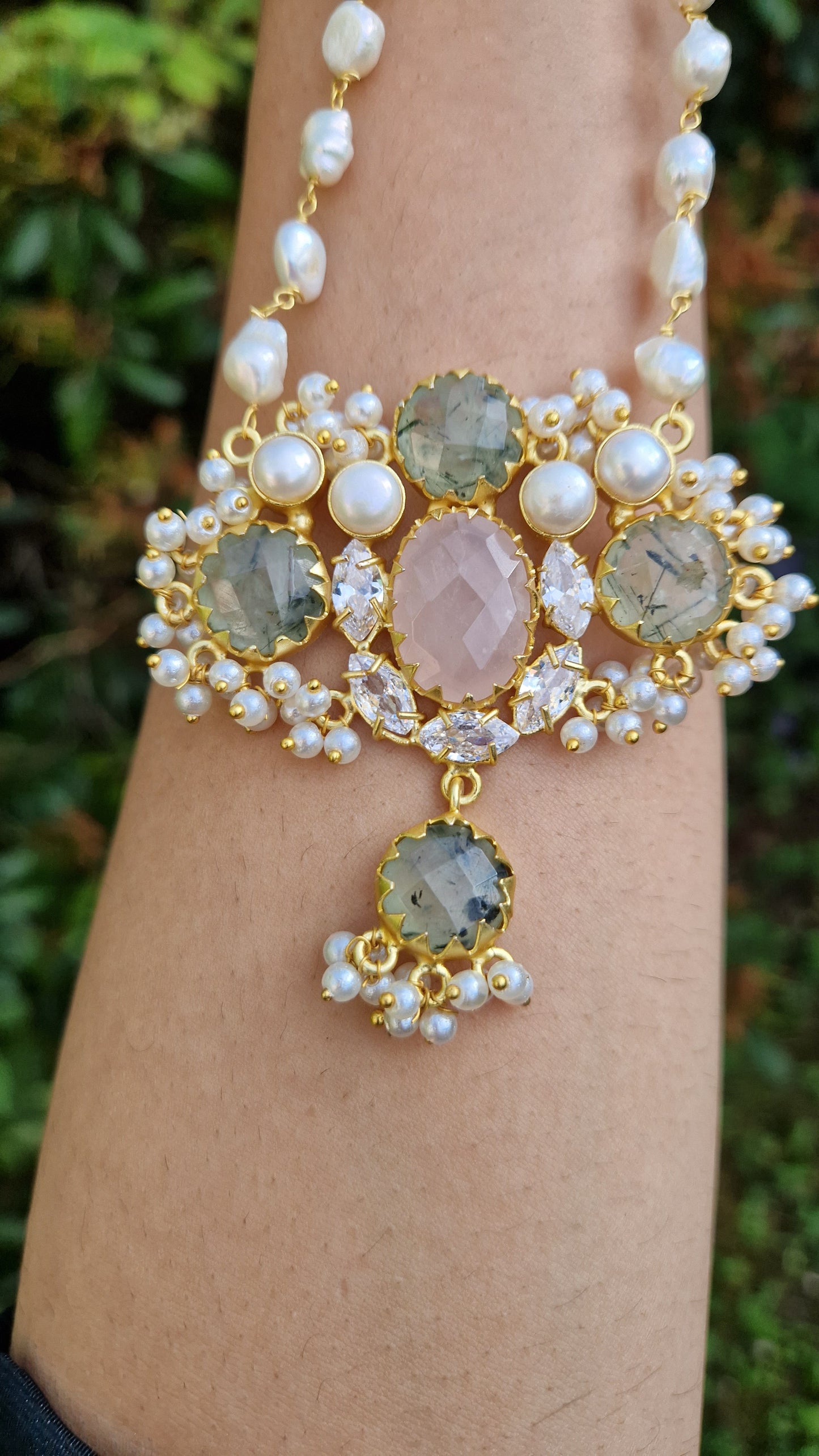 WARDAH- *Premium* Elegant Full Fresh Water Pearls, Rose Quartz and Prehnite Mala Set