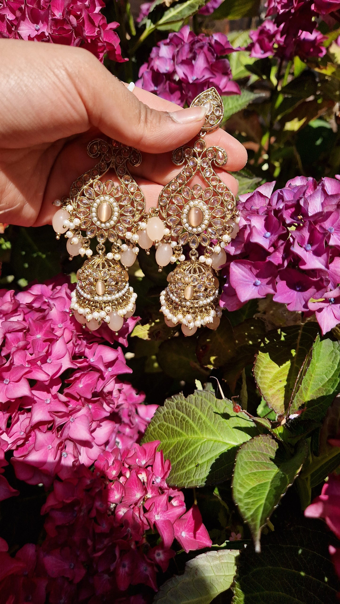SHAMILA - Oversized Elegant Reverse AD Jhumka with Tikka -  Peach and Bronze