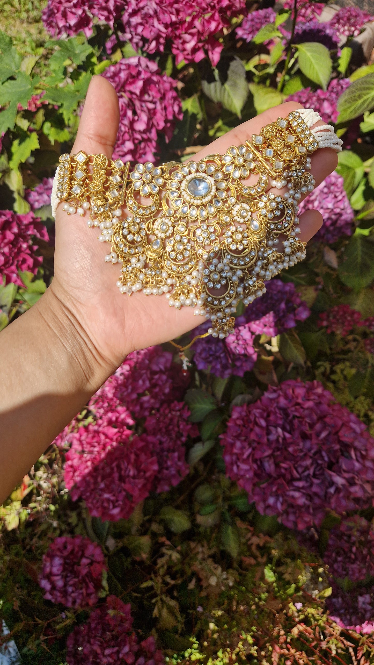AMRITA - Indian Heritage traditional Kundan Inspired look oversized Choker Set *INTRODUCTORY OFFER*