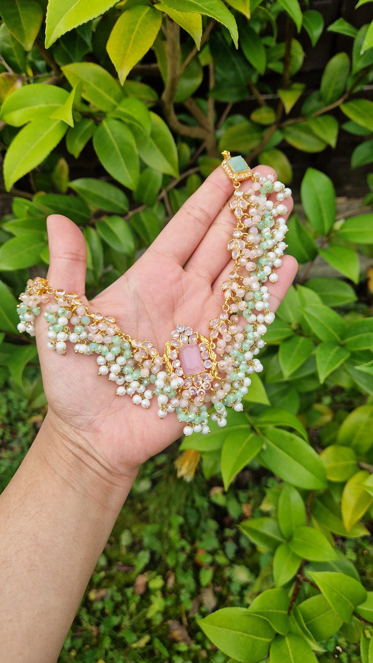 HUMASIYA - Beautiful Small elegant Pakistani Jewellery Set -  Green and Pink