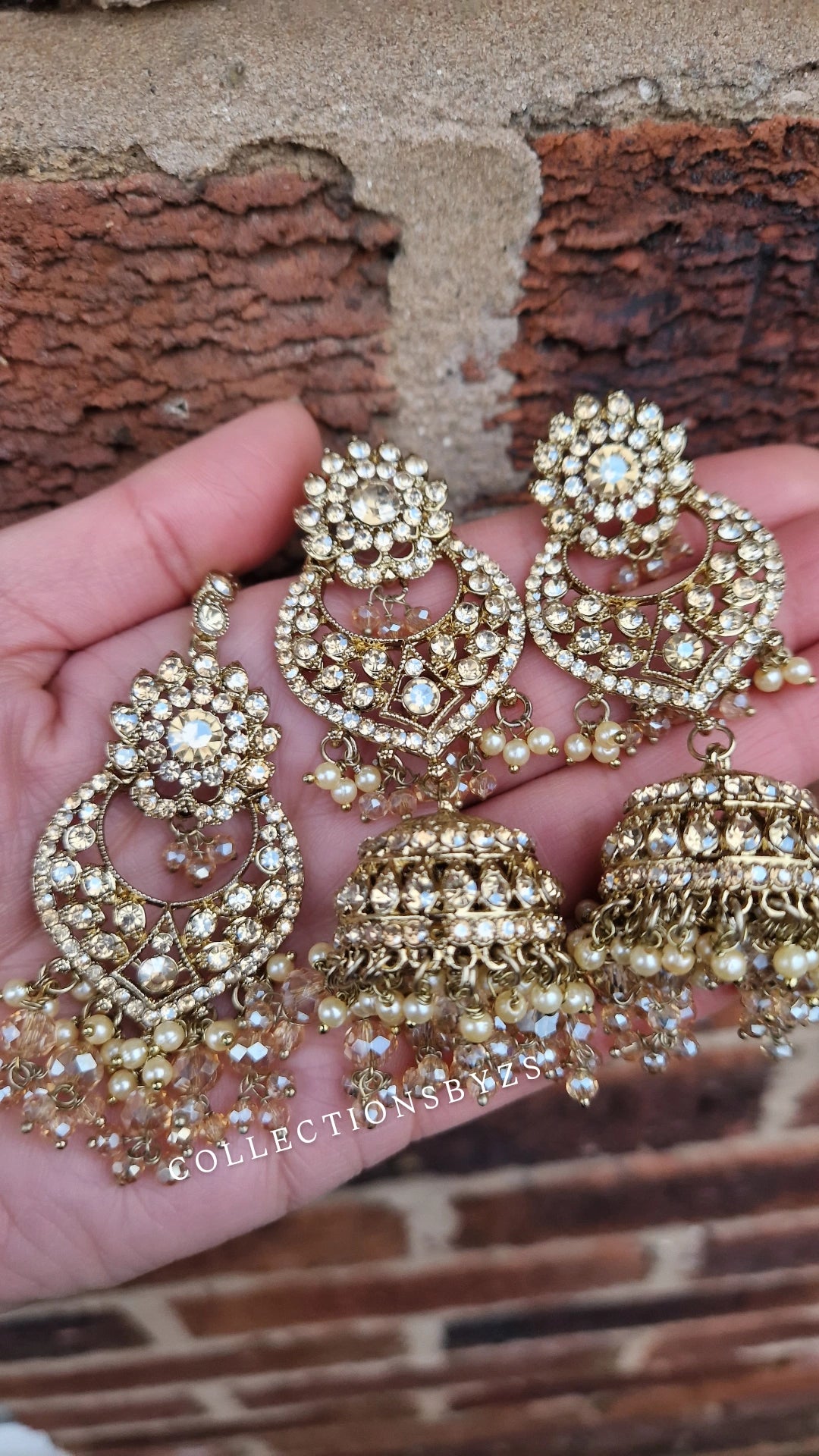 ZUNAIRA - Stunning Indian Semi Bridal/Party Wear Set- FULL GOLD