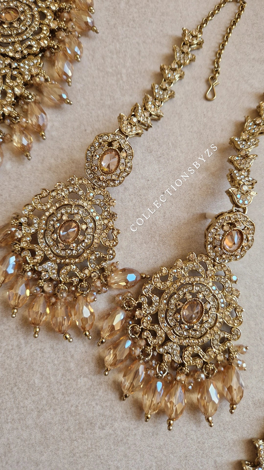 AFREEN - Beautiful 4 piece Indian Set- Double Gold.