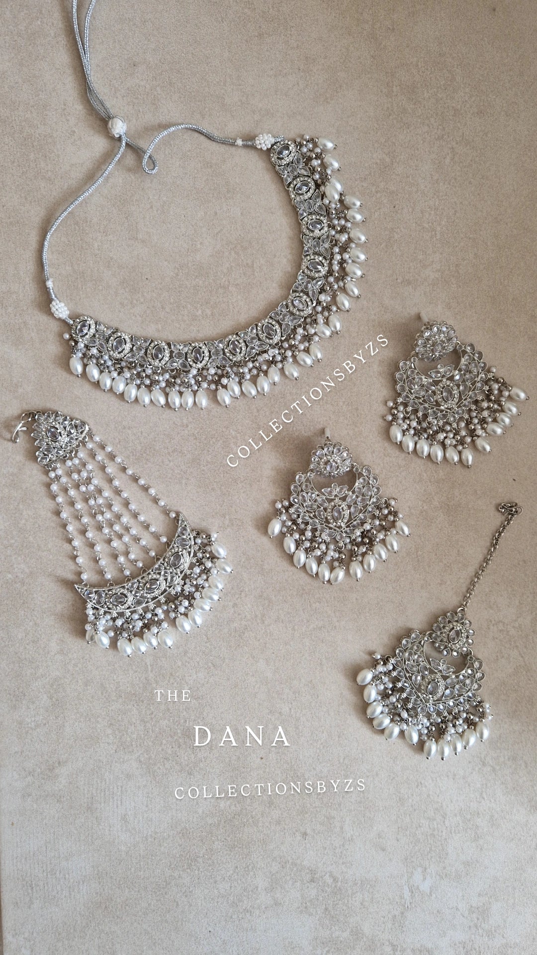 D A N A -  Dainty Elegant Silver Indian Jewellery Set. Tikka, Earrings, Passa & Necklace