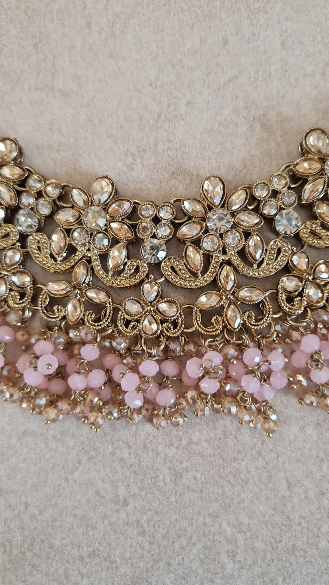HAMARA- Beautiful Indian Party Wear Set. Necklace, Earrings, Tikka & Jhumar (Passa) - BABY PINK