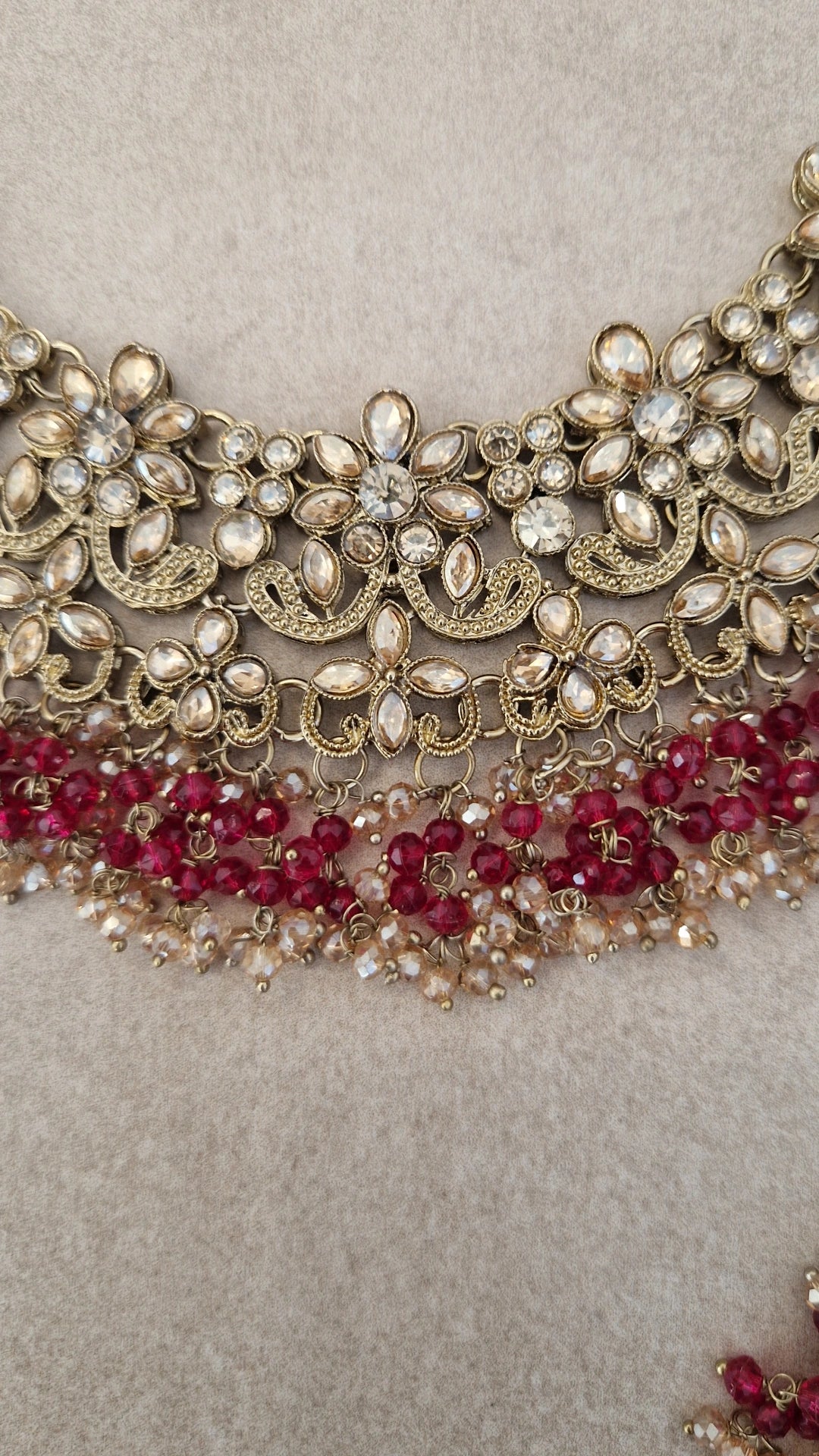 HAMARA- Beautiful Indian Party Wear Set. Necklace, Earrings, Tikka & Jhumar (Passa) - BOLD PINK