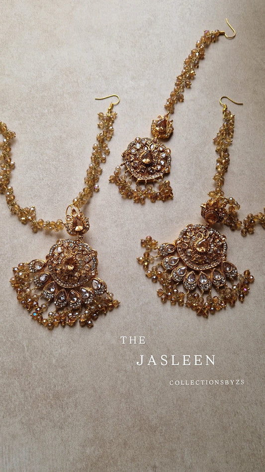 JASLEEN- Small Earring & Tikka Set (Yellow golden finish polish) - FULL GOLD-