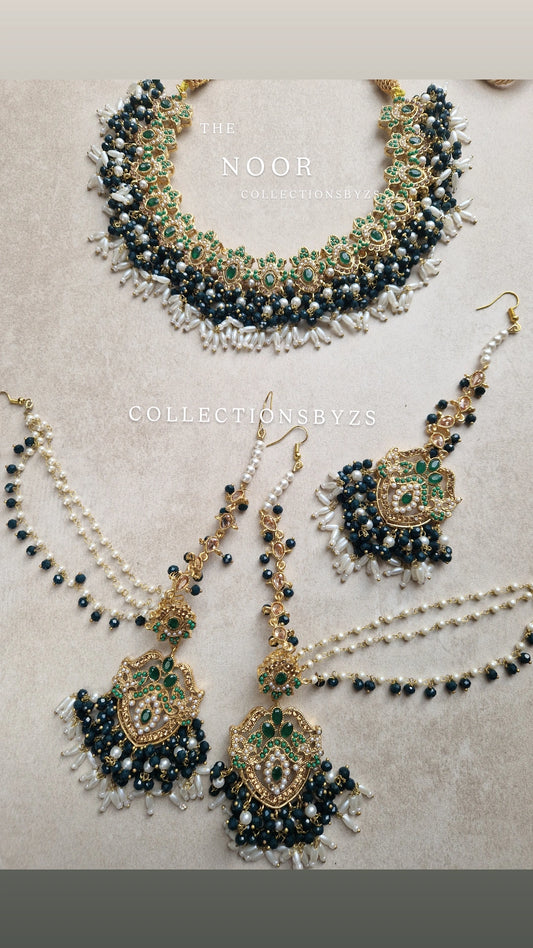 NOOR- Dark green Pakistani Jewellery Set CLEARANCE