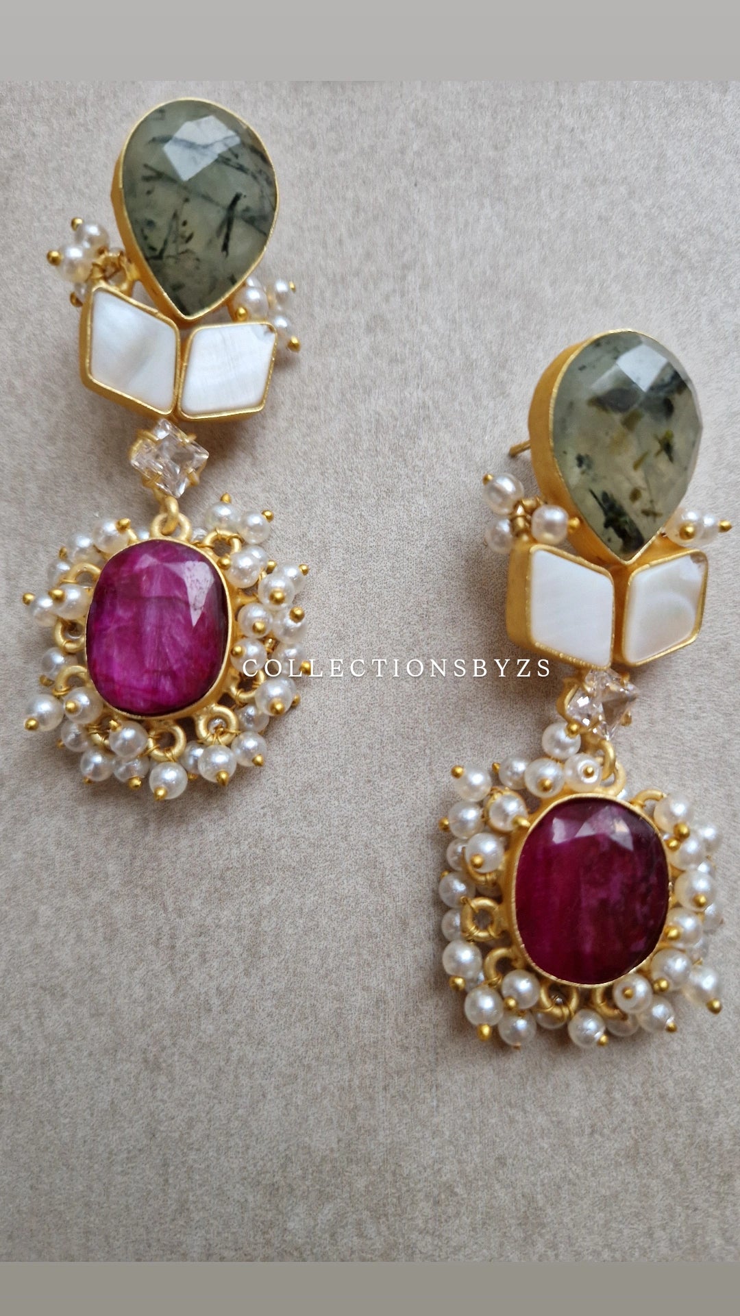 KANZA- Beautiful Elegant Premium Mother of Pearls Set.