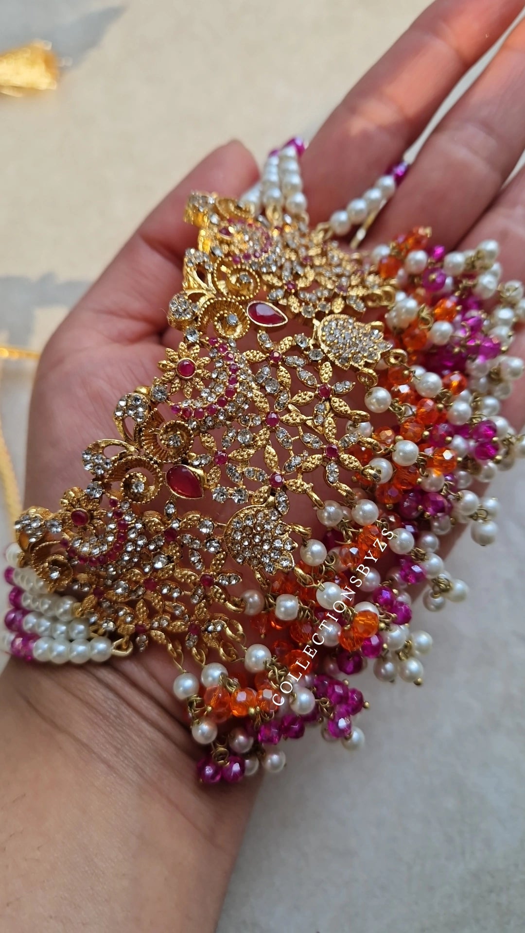 MISBAH - Pakistani Crystal Choker Set Mehndi - Pink and Orange.