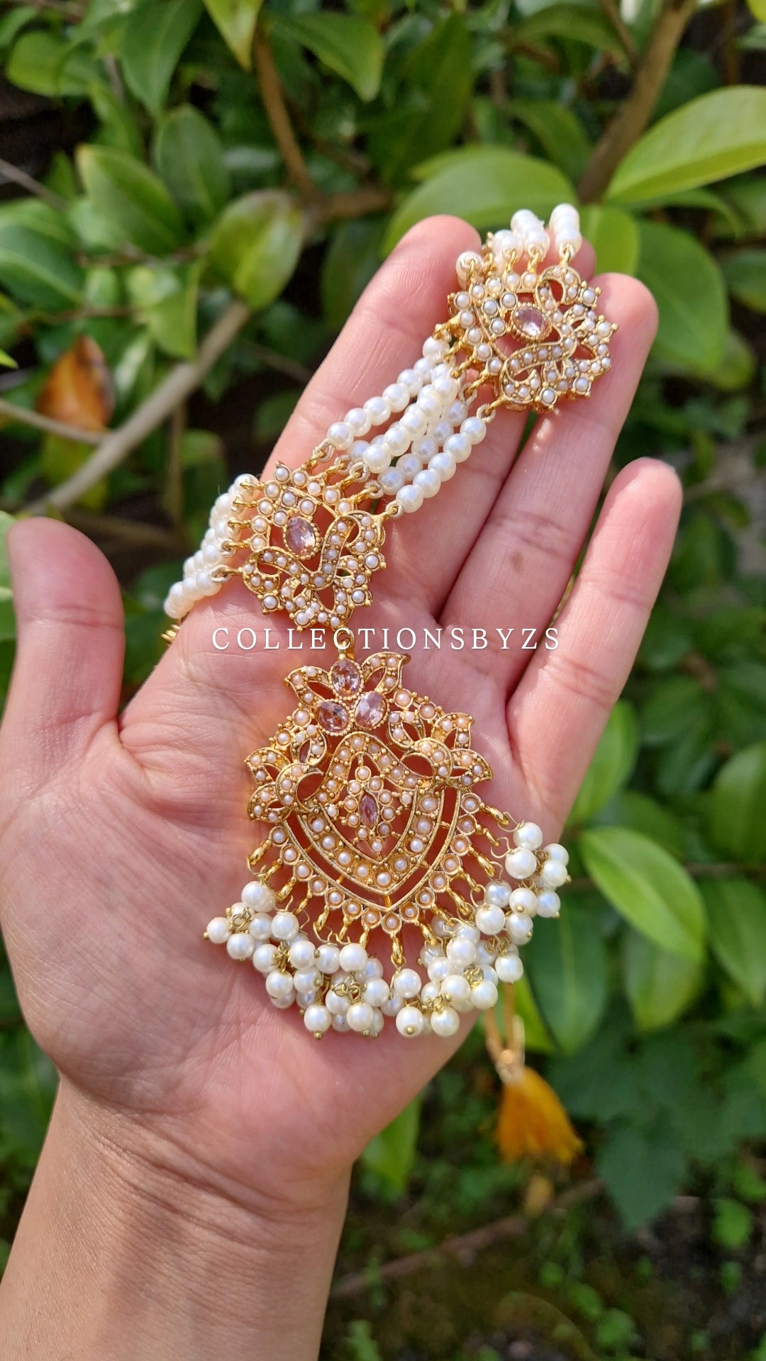 WAJIHA - Elegant 5 Piece Pearl Pakistani Mala & Choker Set.