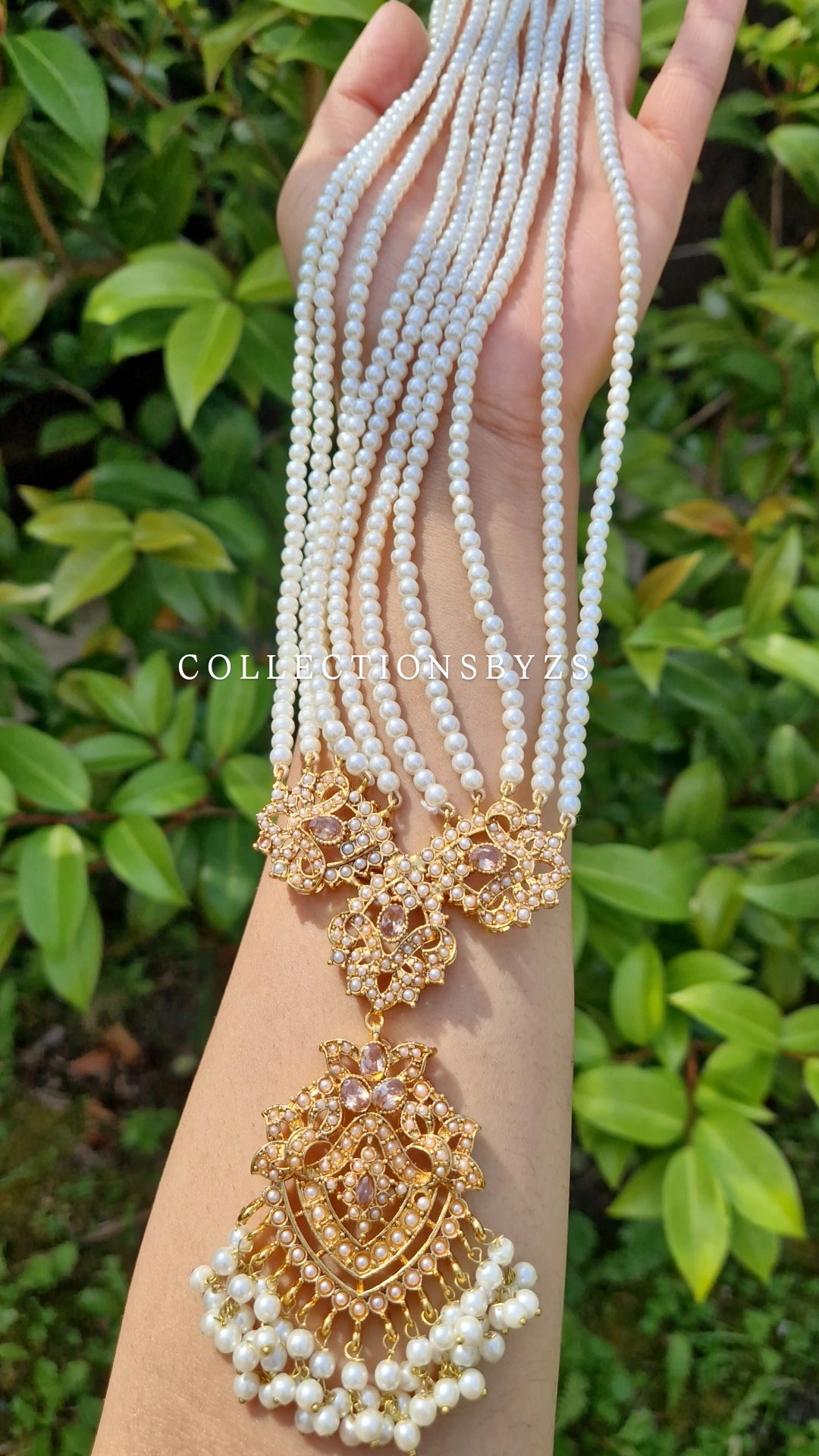 WAJIHA - Elegant 5 Piece Pearl Pakistani Mala & Choker Set.