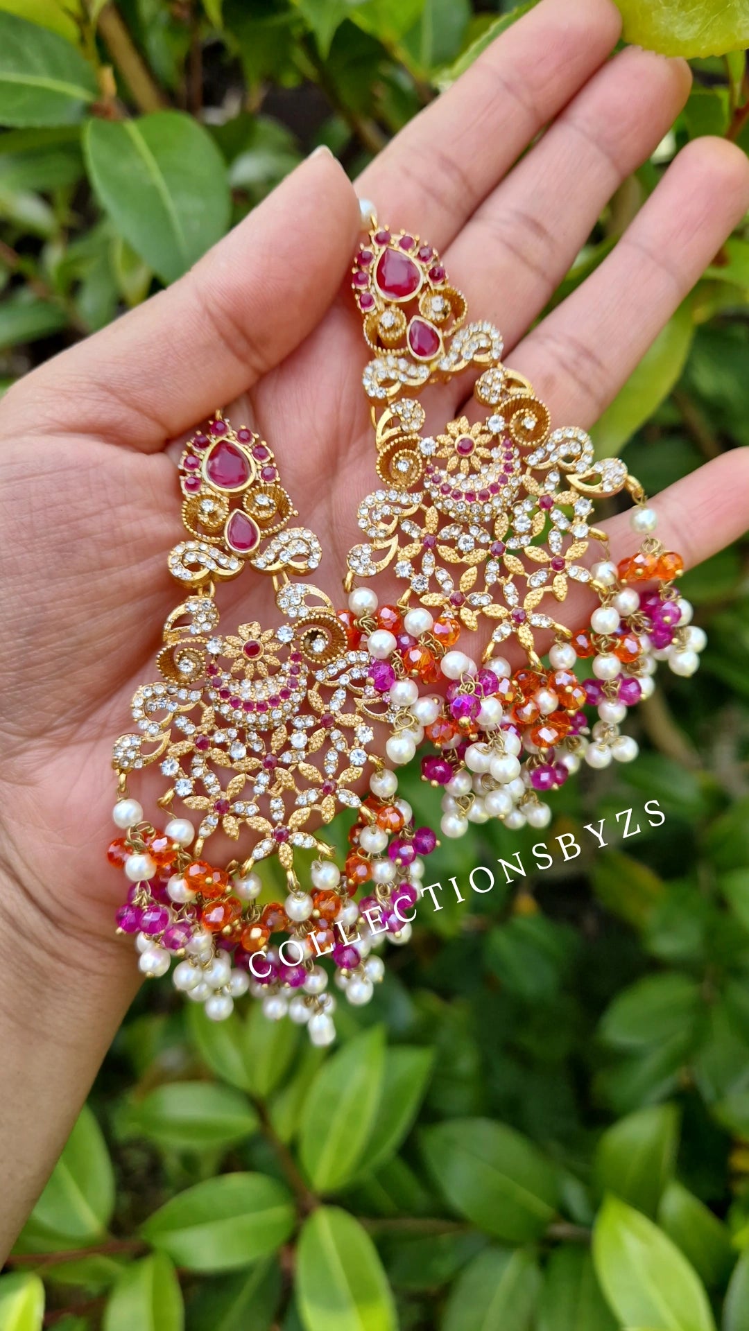 MISBAH - Pakistani Crystal Choker Set Mehndi - Pink and Orange.