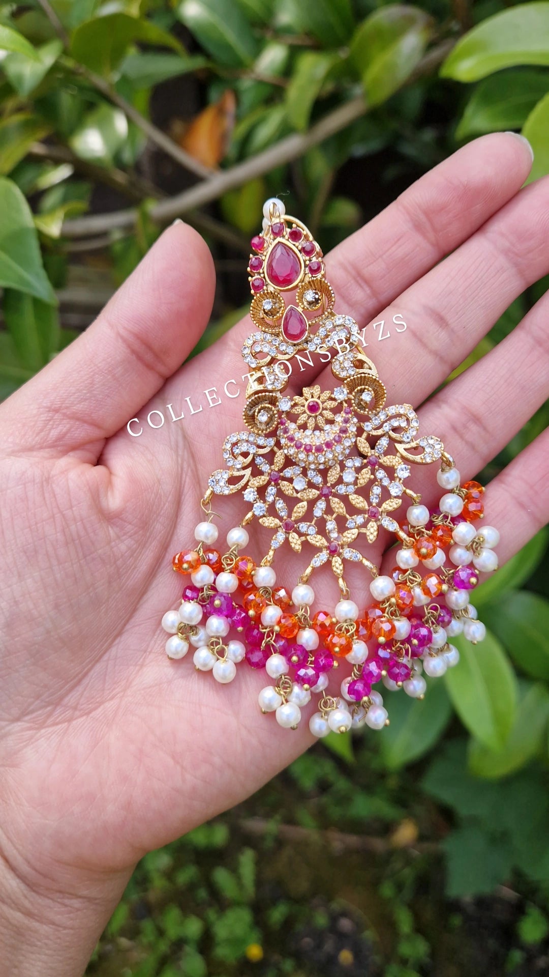 MISBAH - Pakistani Crystal Choker Set Mehndi - Pink and Orange.