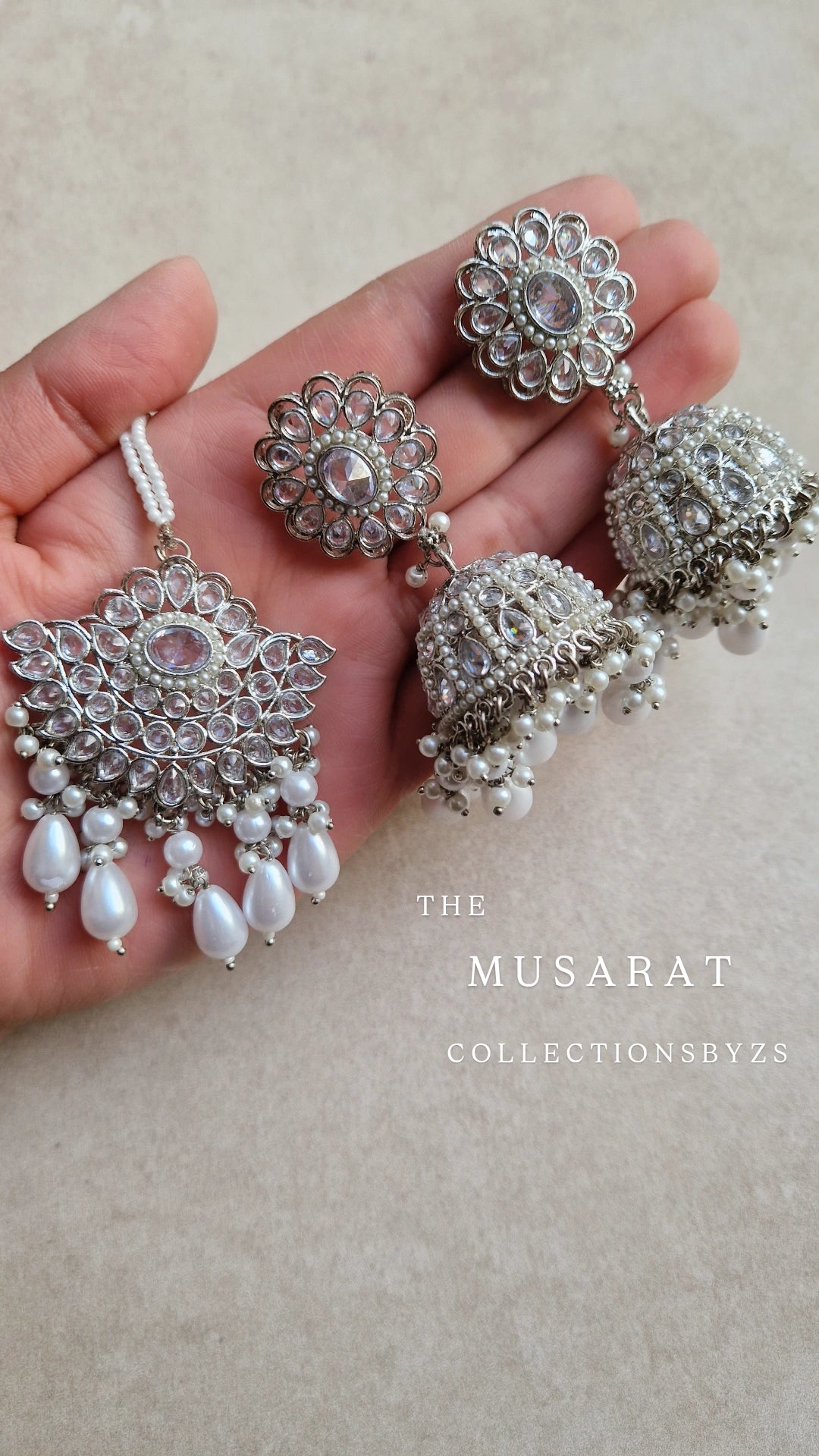 MUSARAT - Earrings & Tikka Set Reverse AD - Silver & White.