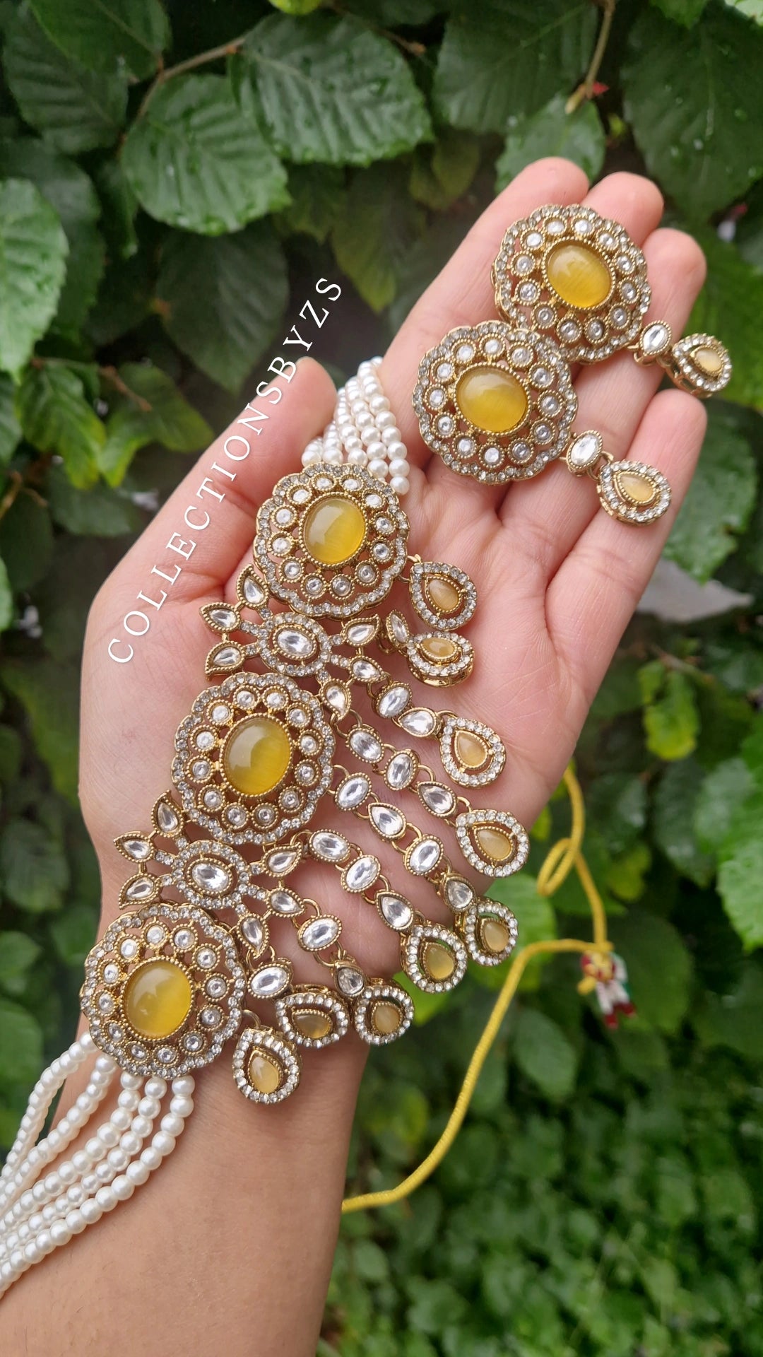 ADA - Beautiful Choker Set Kundan Inspired - YELLOW
