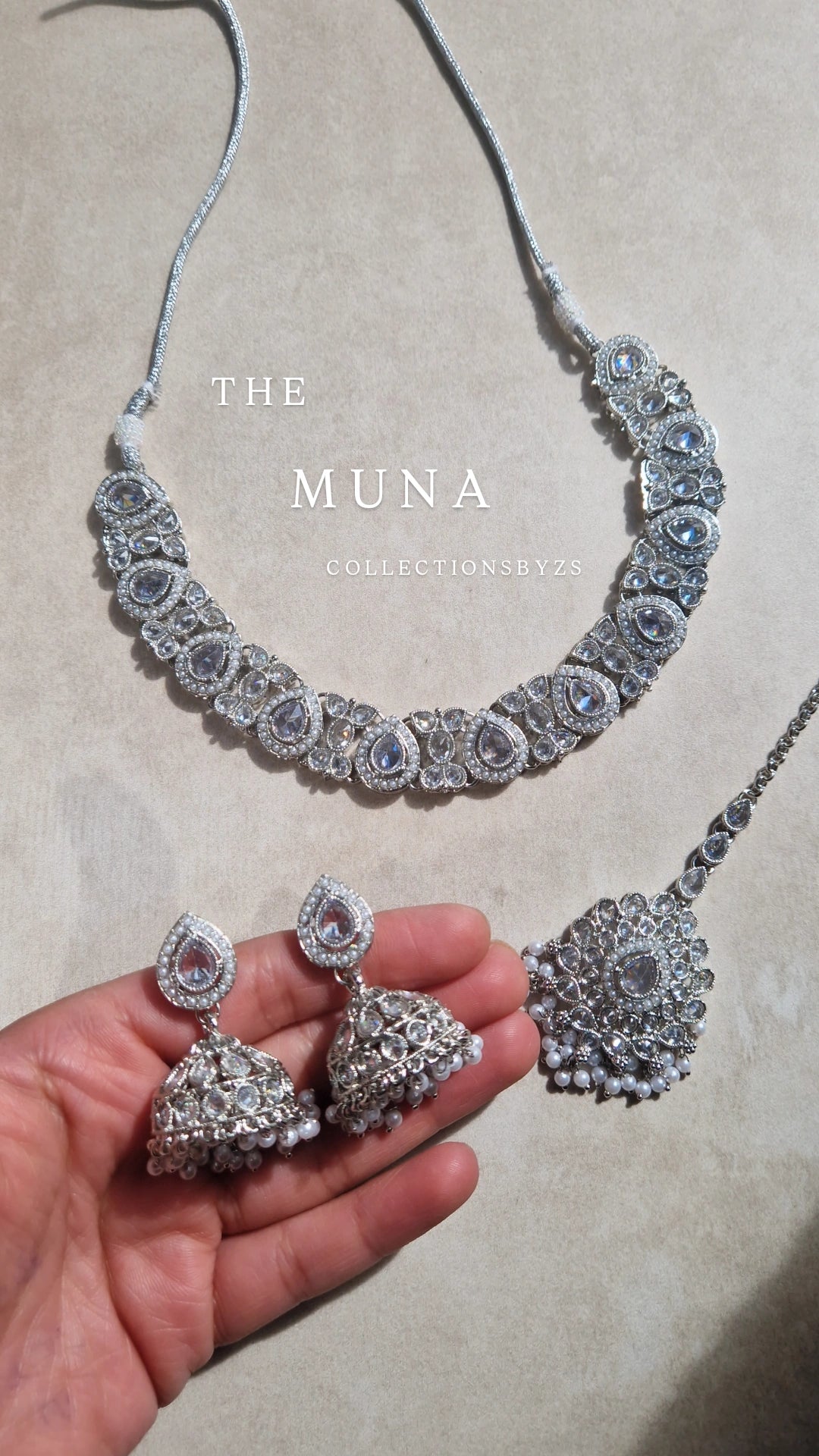 MUNA- Small Silver Reverse AD Jewellery Set