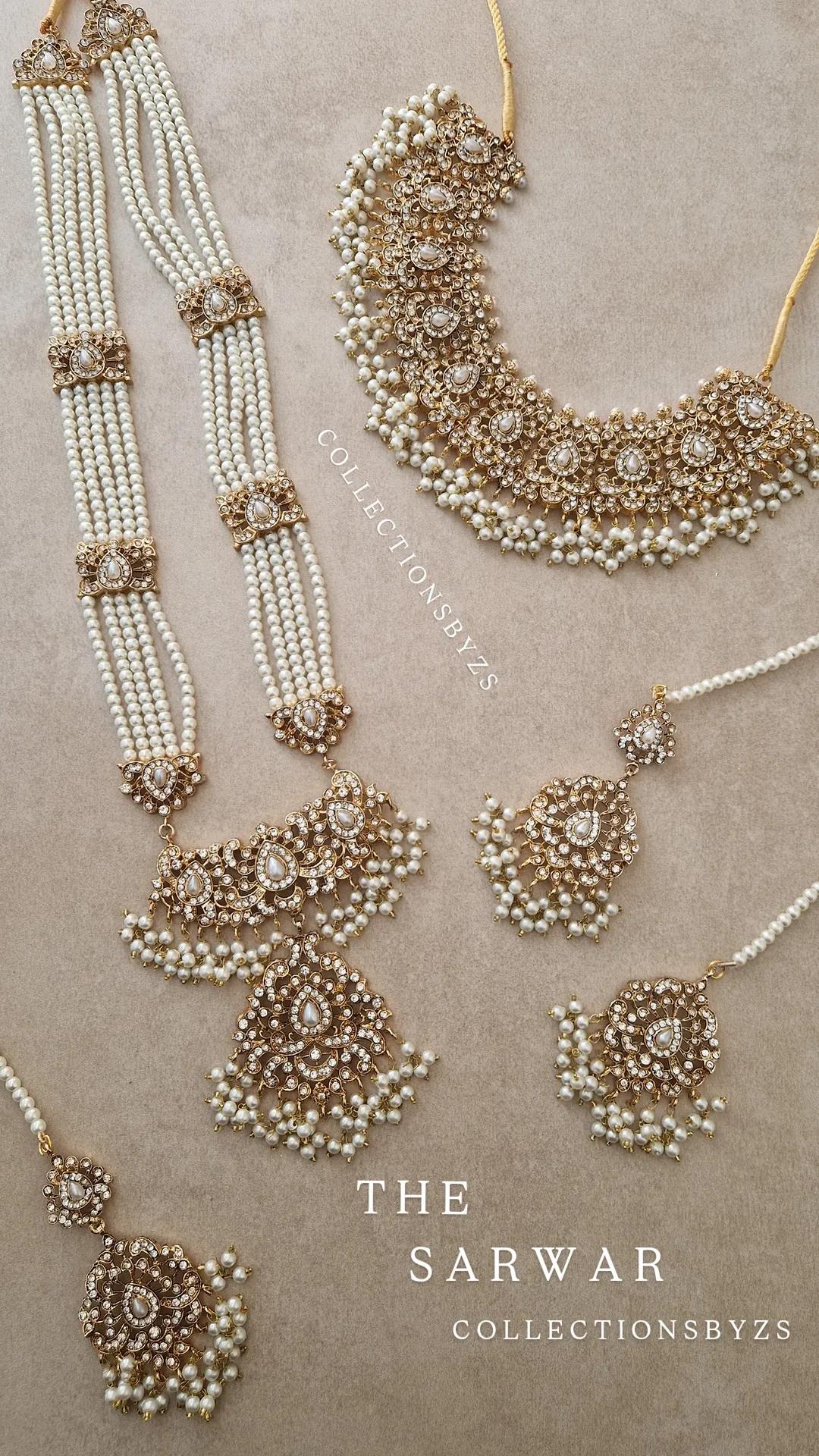SARWAR- 4 Piece Traditional Hyderabadi Thin Set - Two Toned Gold & Silver.