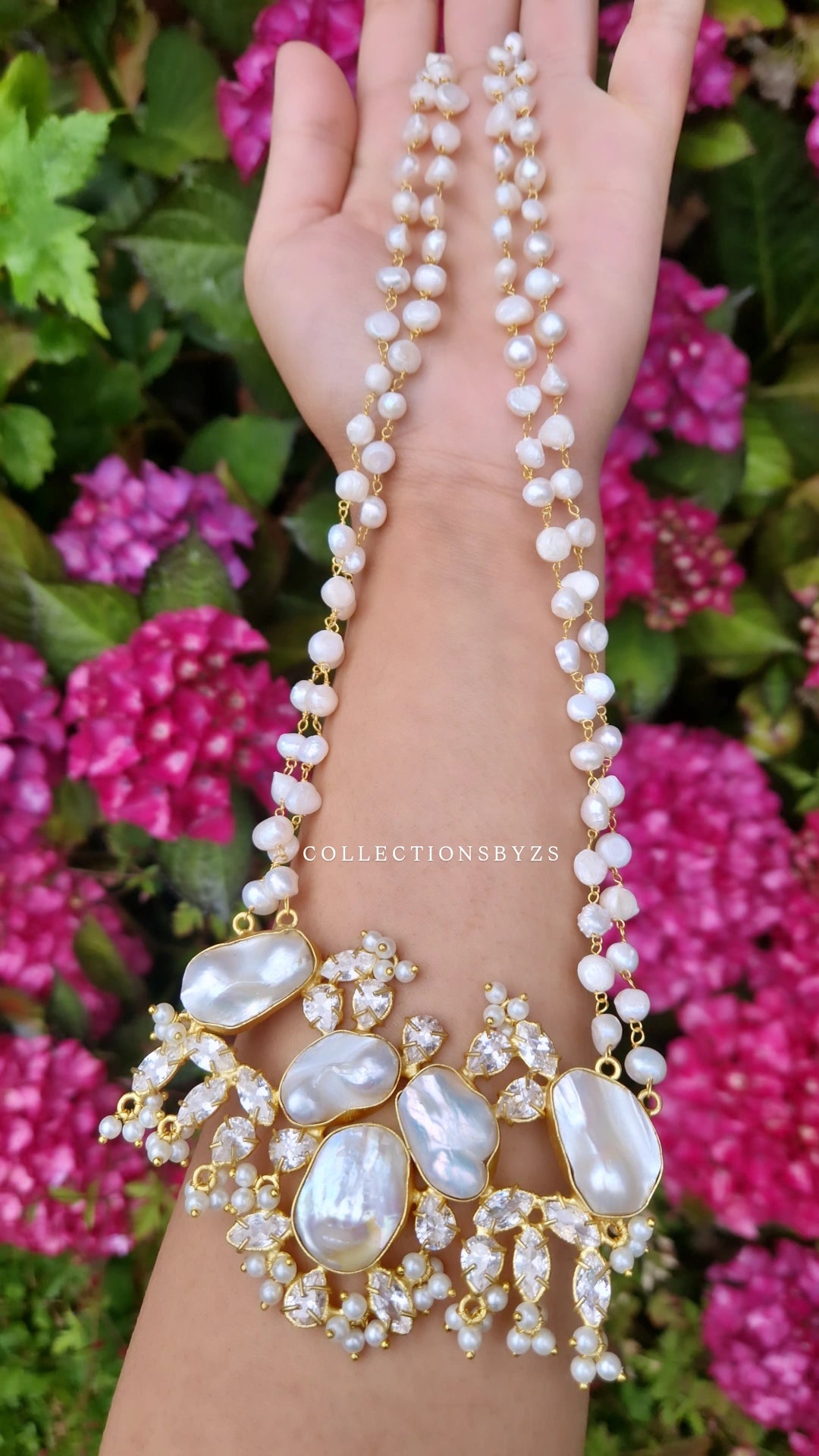 FAREEDA- *Premium*  Timeless, Beautiful Mother of Pearl Mala Set