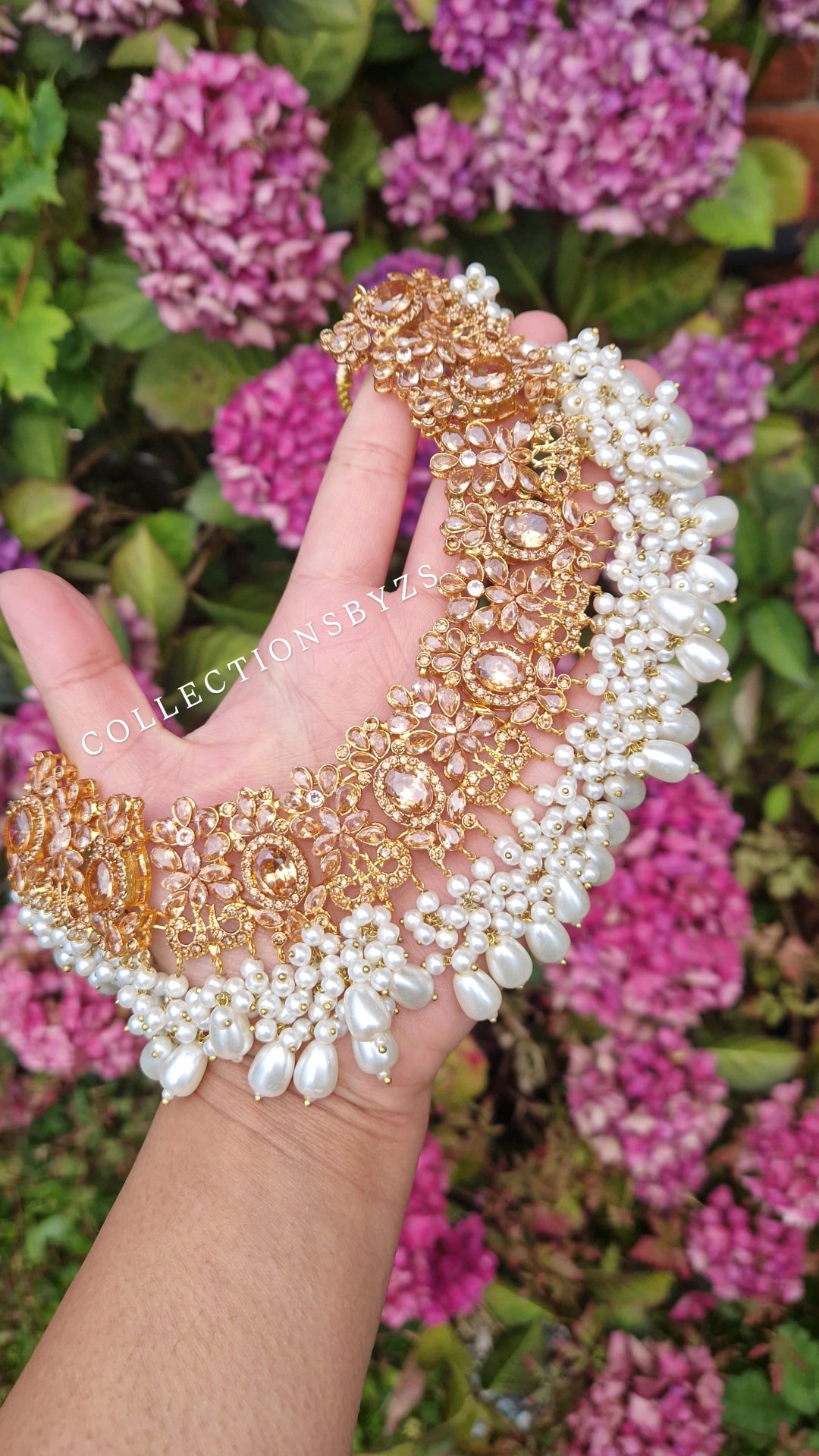 ALINA- Beautiful Pakistani Golden and Pearl - Jewellery Set
