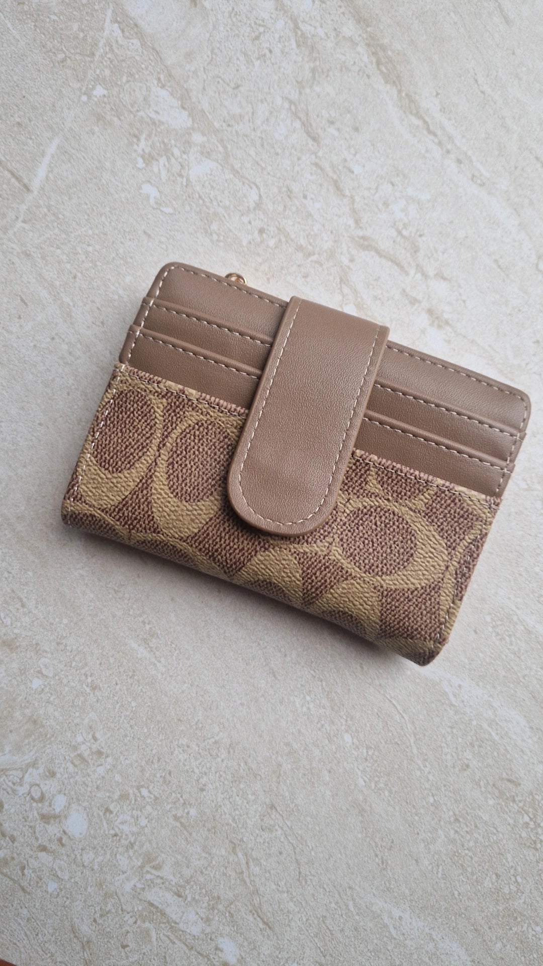 Unbranded Beige Purse - Stunning
