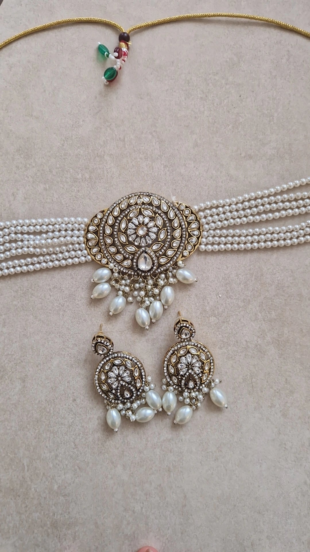 RUMI-*IMPERFECT* Indian Victorian Polish Choker Set-  White