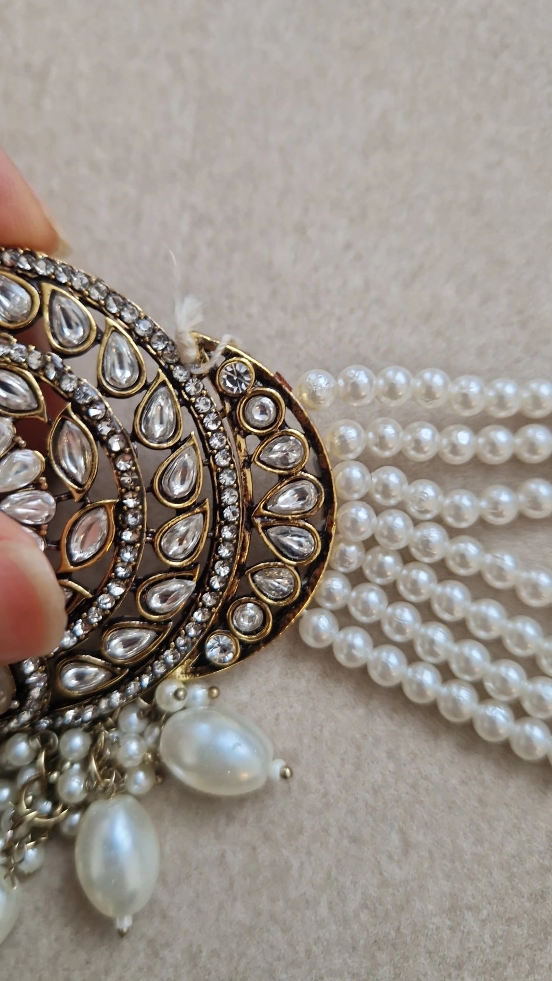 RUMI-*IMPERFECT* Indian Victorian Polish Choker Set-  White