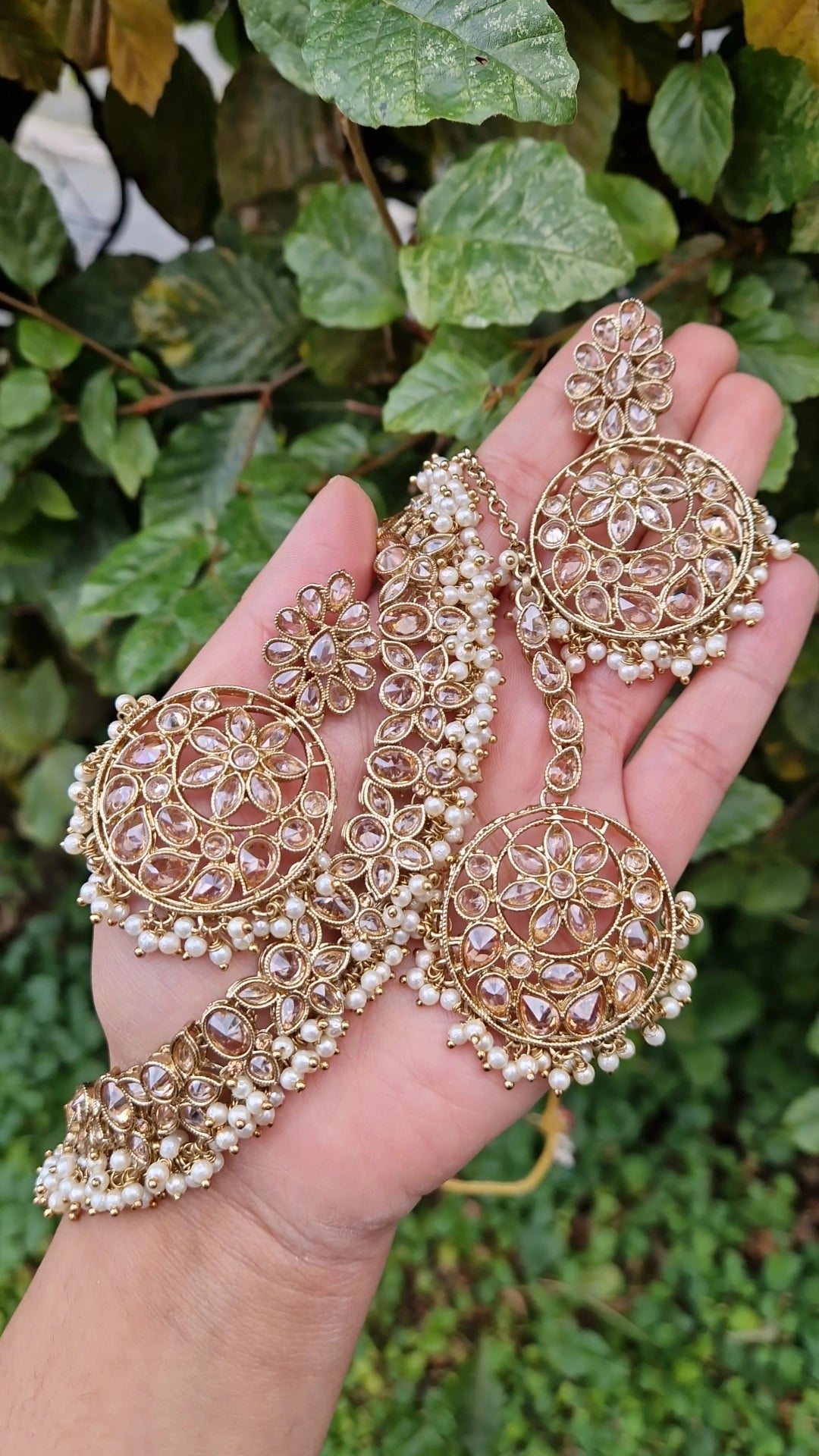 JABEEN- White Pearl and Golden Set