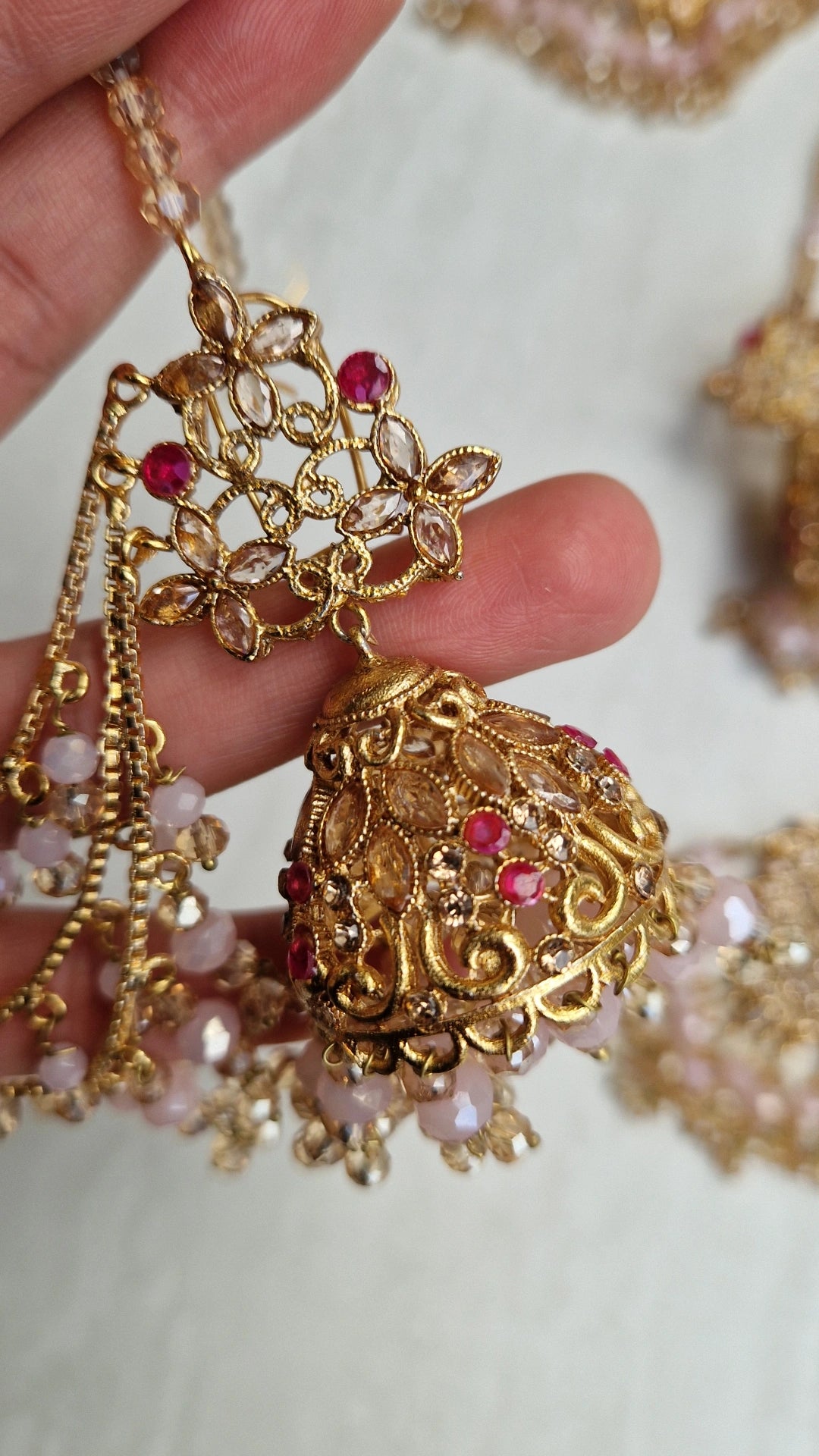 NAZIA- Stunning Pakistani Choker Set - Gold and POWDER Pink