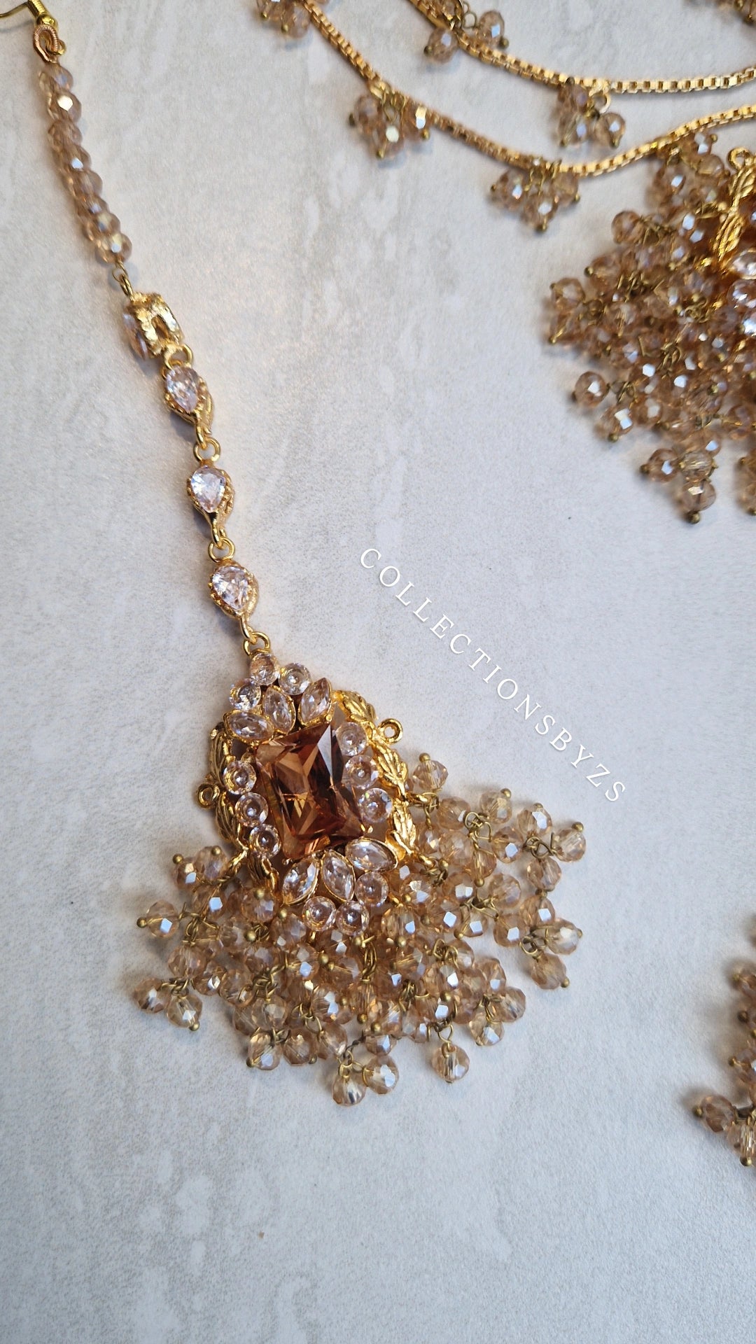 HUMASIYA - Beautiful Small elegant Pakistani Jewellery Set -  FULL GOLD