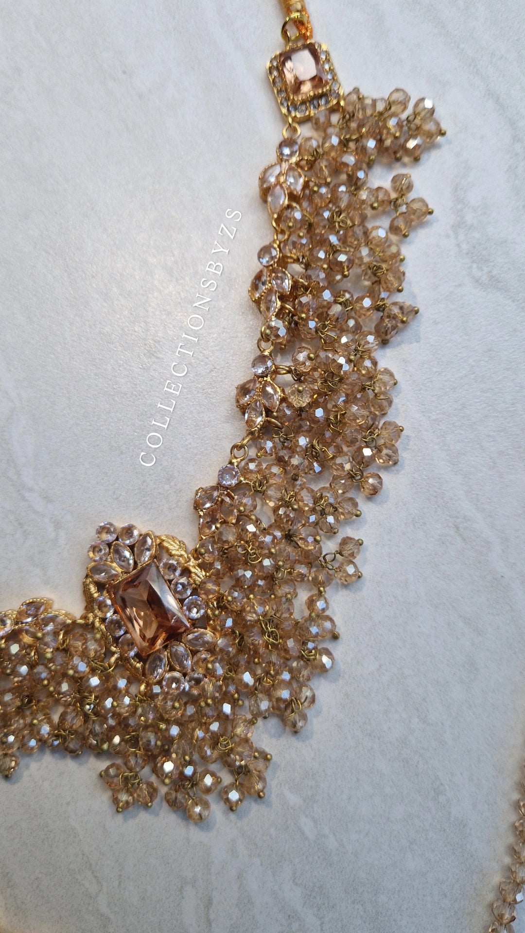 HUMASIYA - Beautiful Small elegant Pakistani Jewellery Set -  FULL GOLD