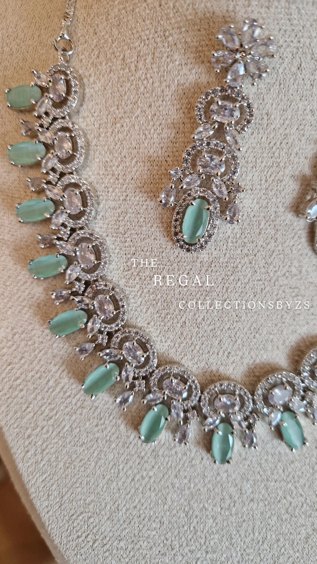 R E G A L - American Diamond Set