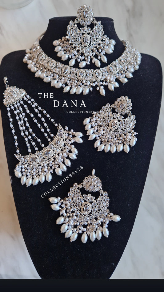 D A N A - Elegant Silver Indian Jewellery Set