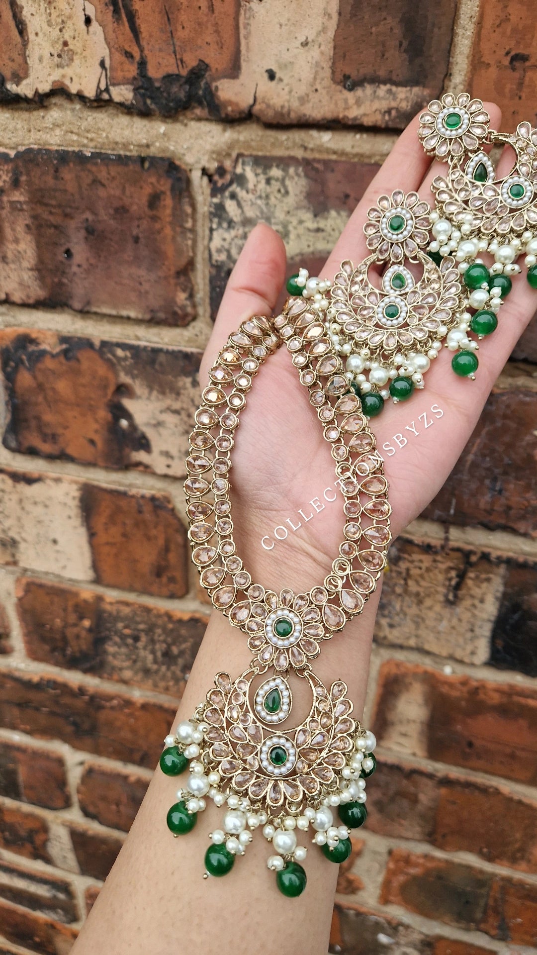 LAIBA- Elegant Oversized Indian Mala Set - GREEN
